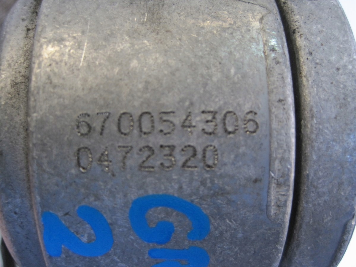 španovákem MASERATI GRECALE 2,0HYB 670054306