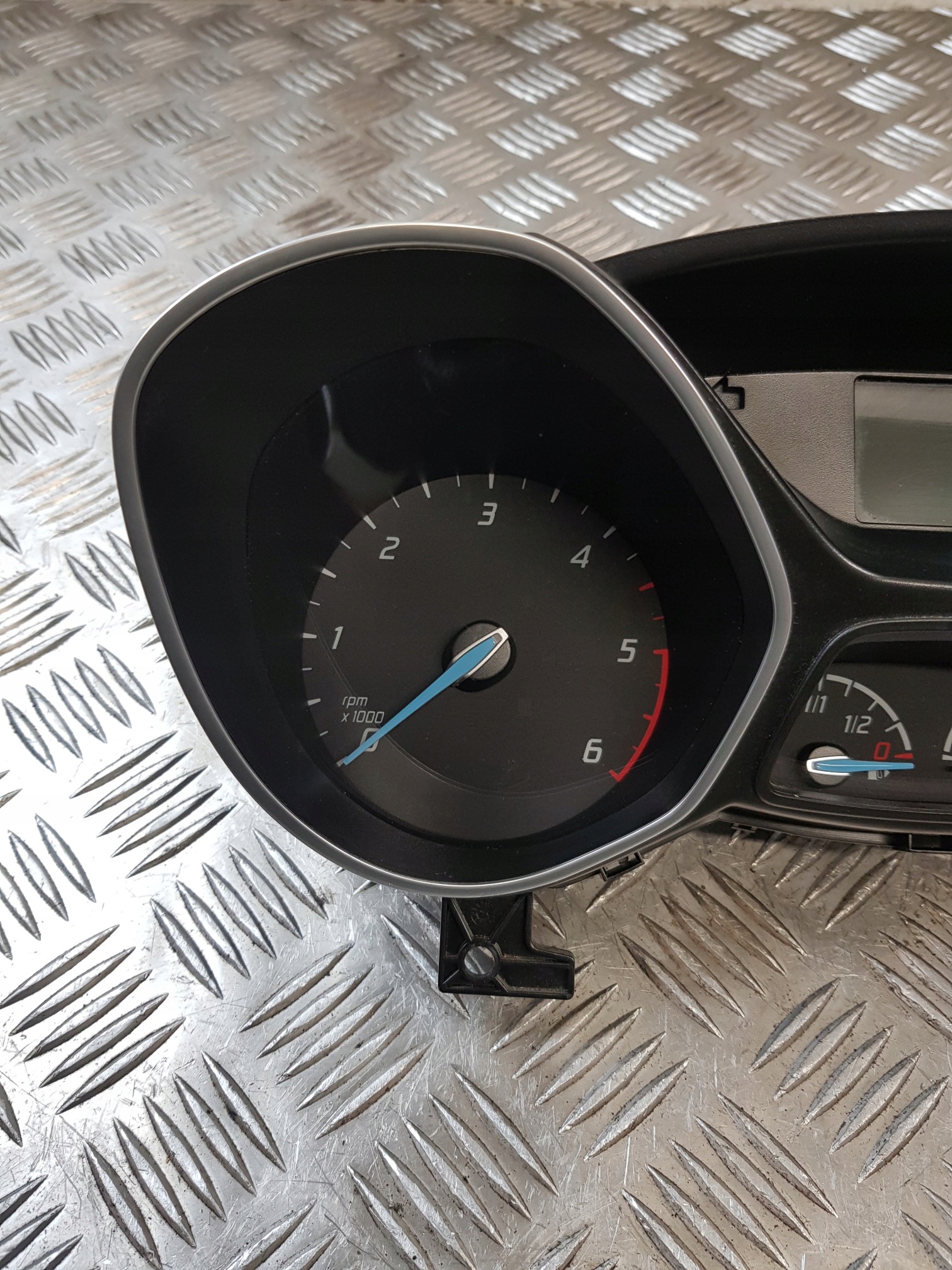 dials BM5T10849BCD FORD FOCUS MK3 1.6 TDCI 13R- EUROPA