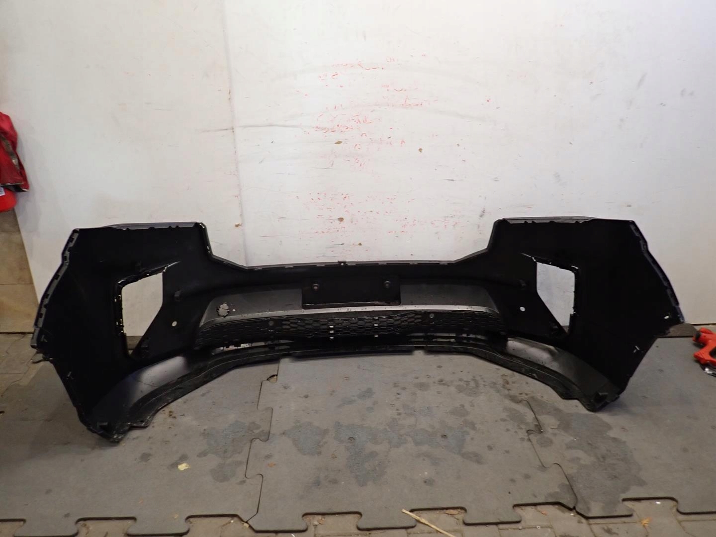 bumper front front DELIVER 9 MAXUS 2019- new original