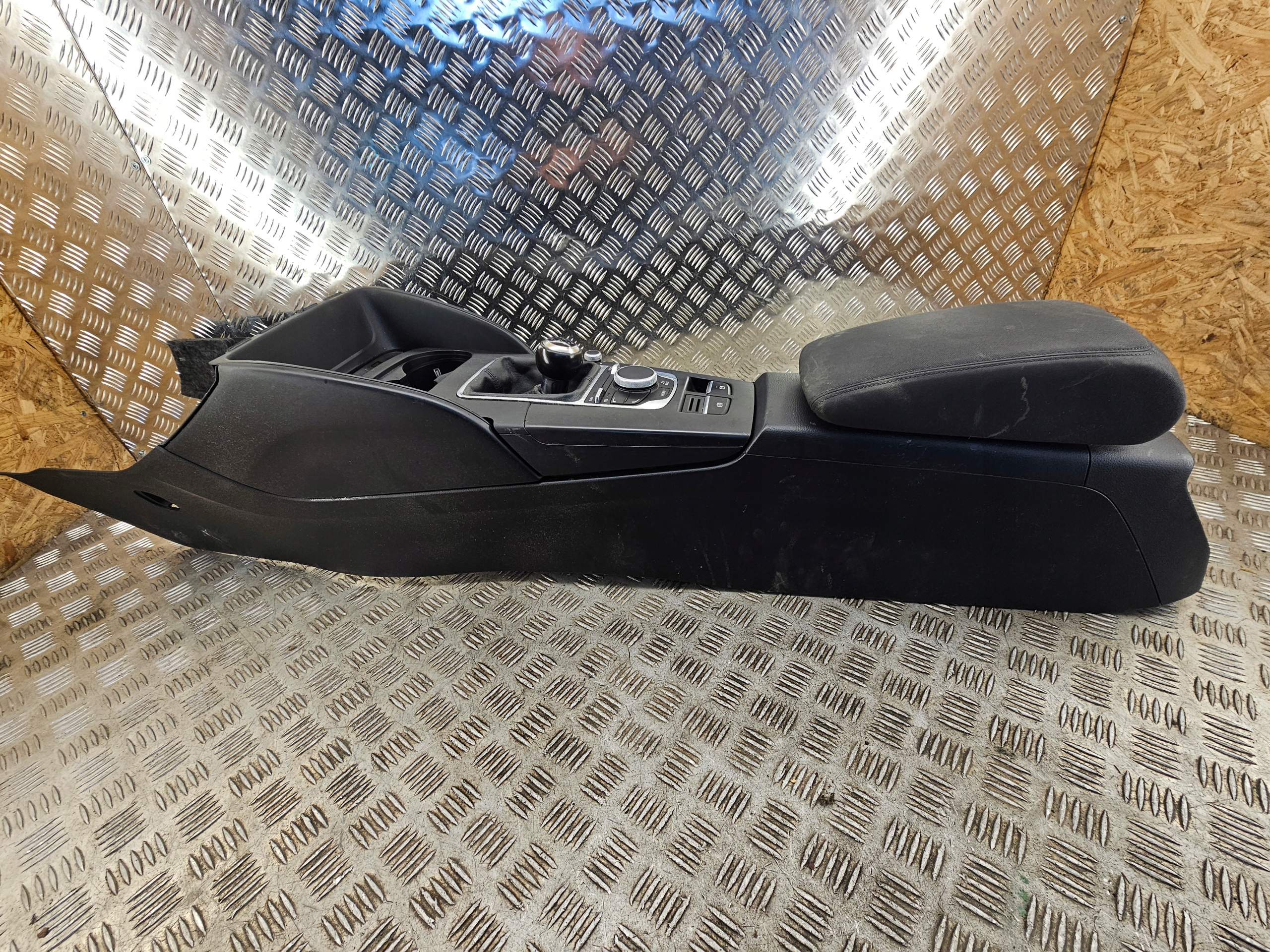 VW AUDI A3 8V TUNEL central armrest MEDIA knob POKRETLO