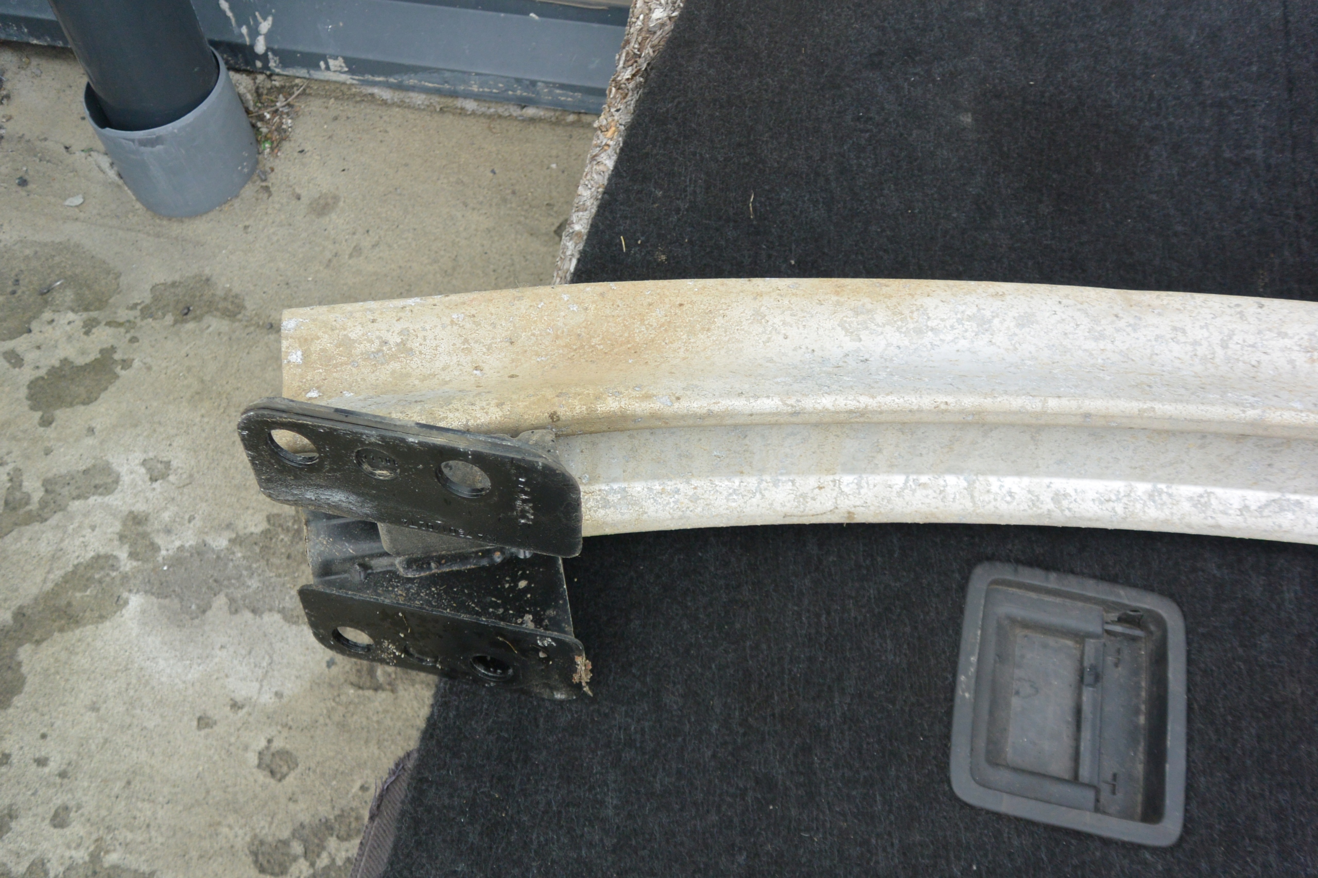 RINFORZO PARAURTI posteriore Traversa Paraurti AUDI Q7 4L