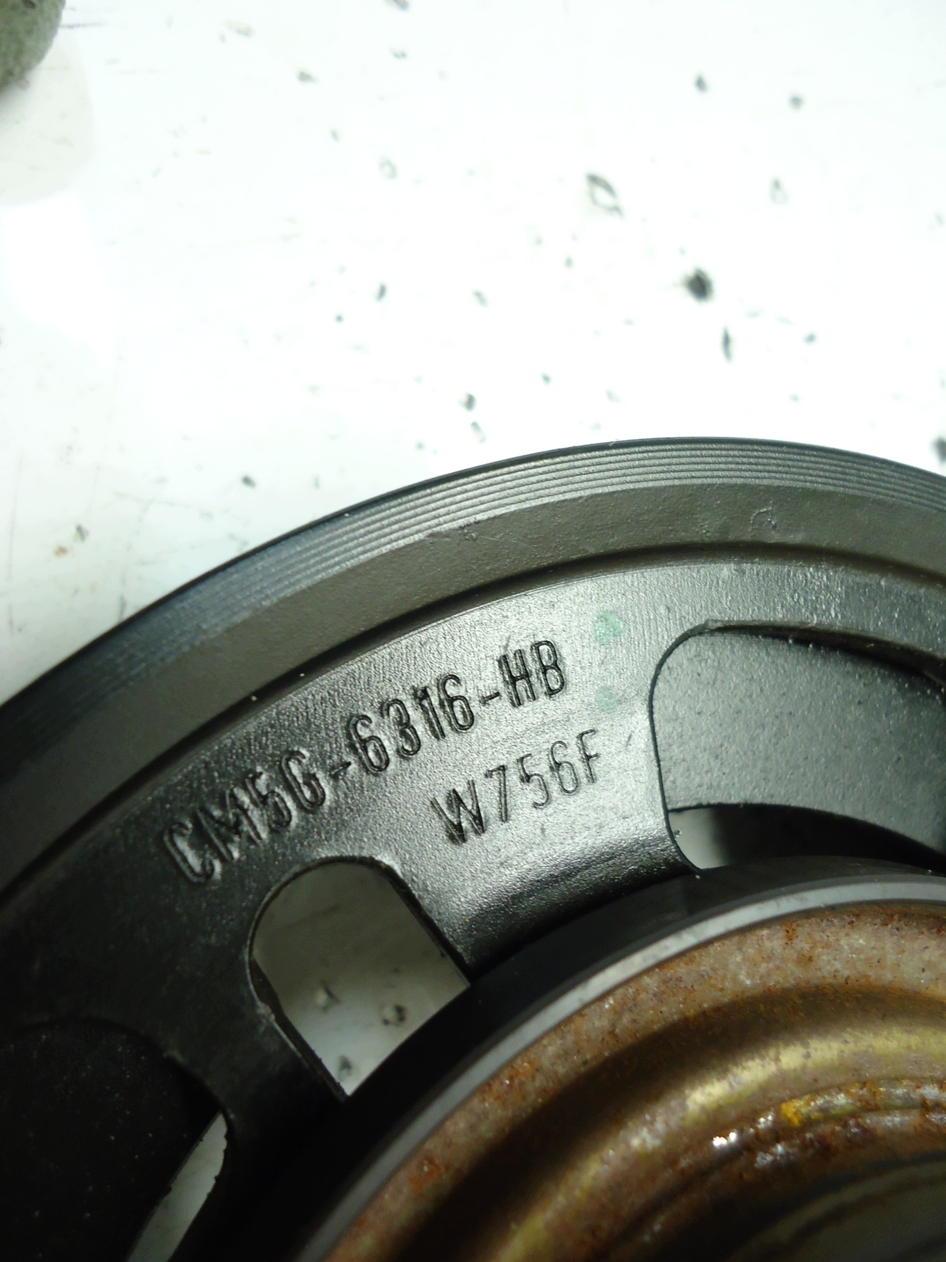 FORD FOCUS MK3 C-MAX 1.0 ECOBOOST M1DA pulley CM5G-6316-HB