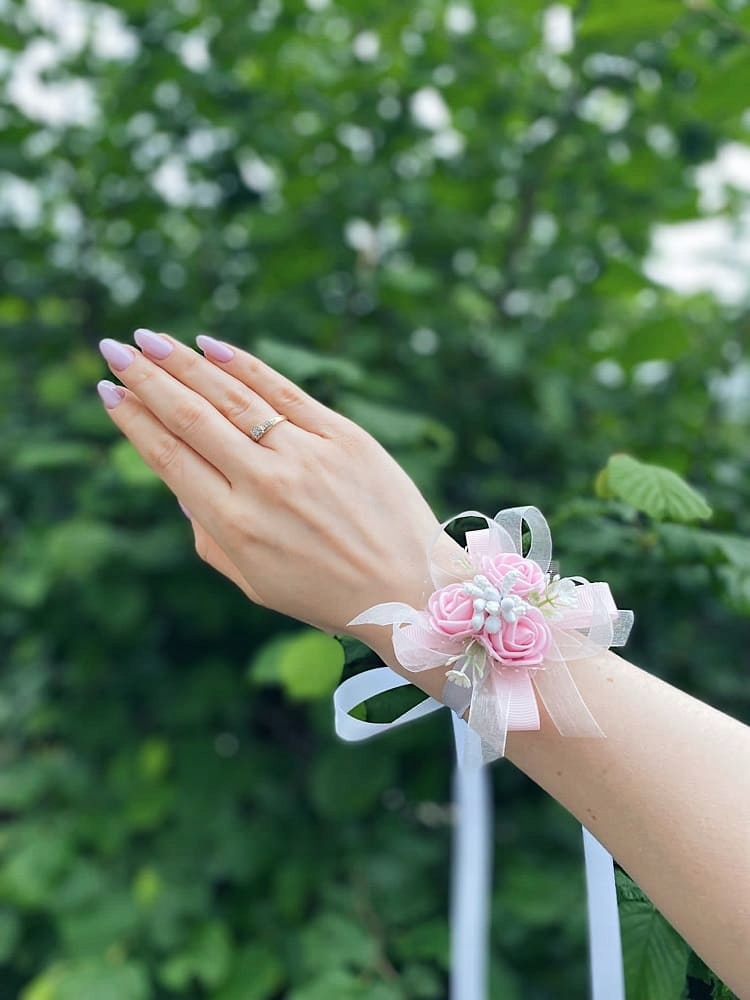 KOTYLIONY NA RĘKĘ BUKIECIKI NA ŚLUB DEKORACJA Kod producenta KOT001