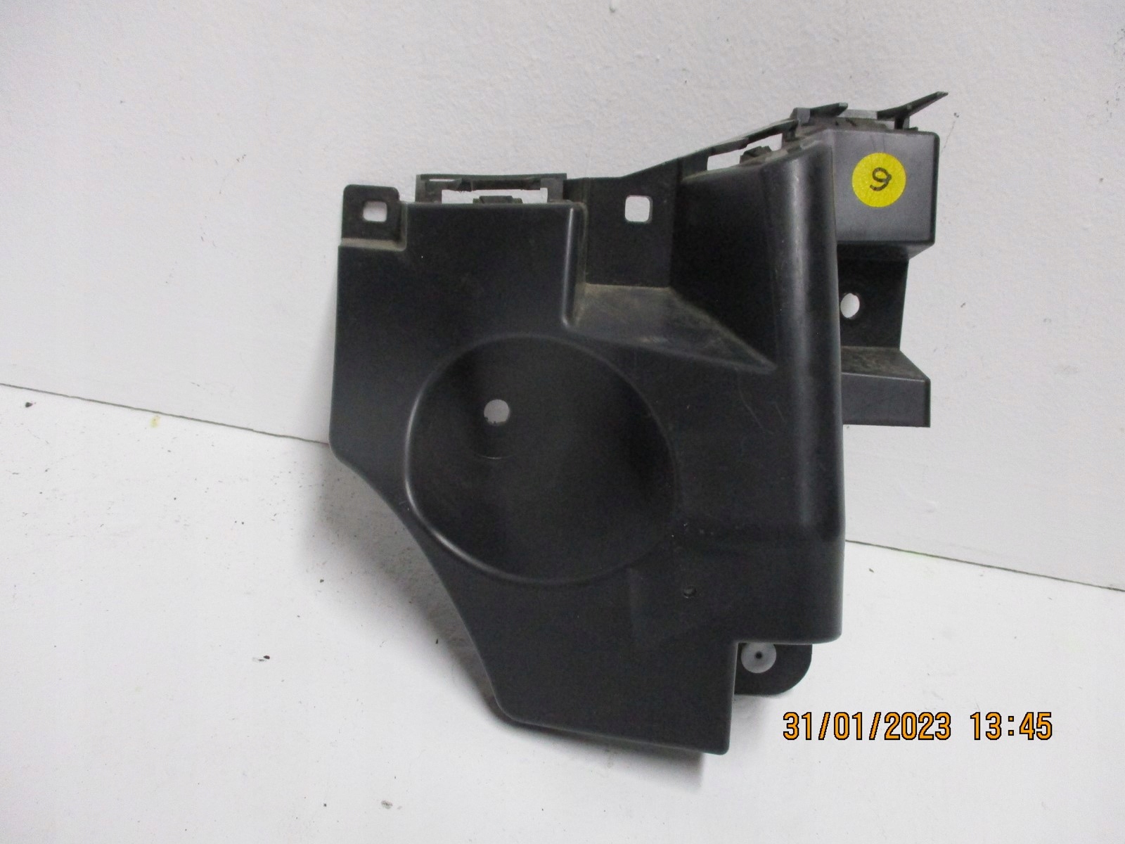 bumper bracket CITROEN C4 20R 9831818980 left
