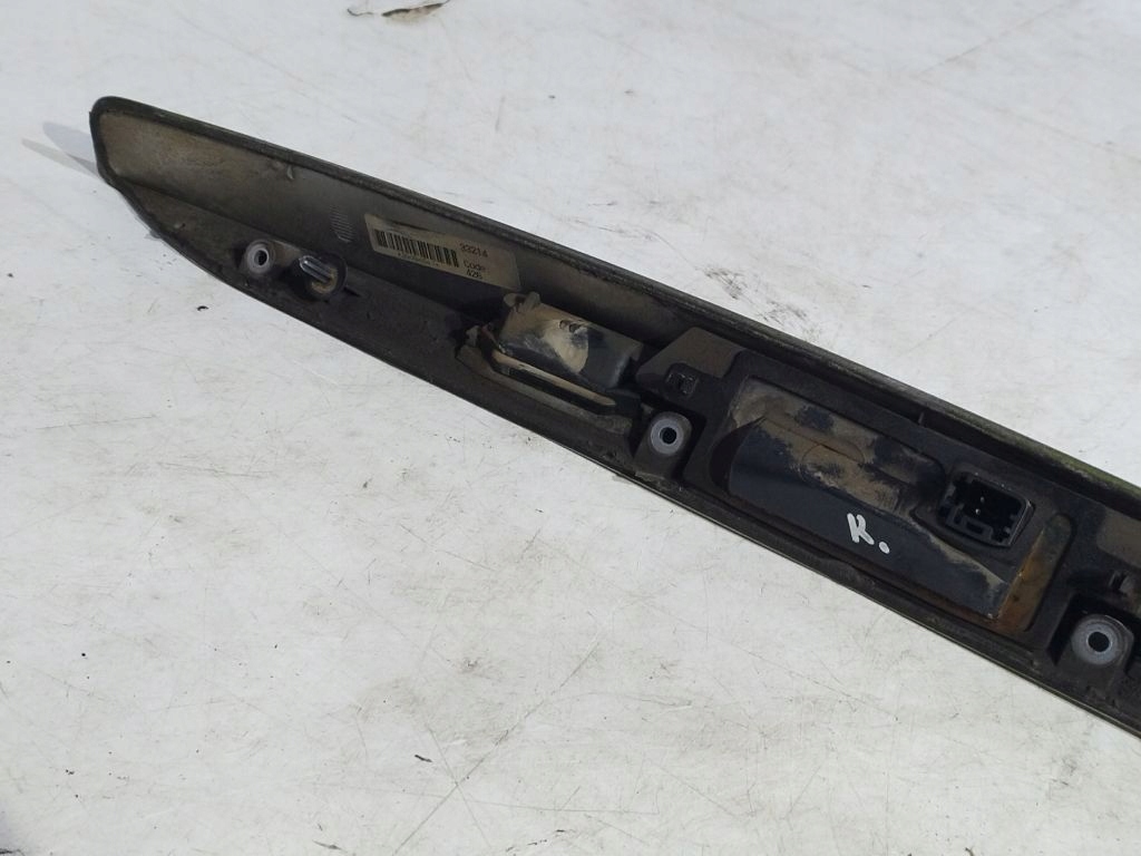 Volvo V50 cap bonnet rear part 426-26