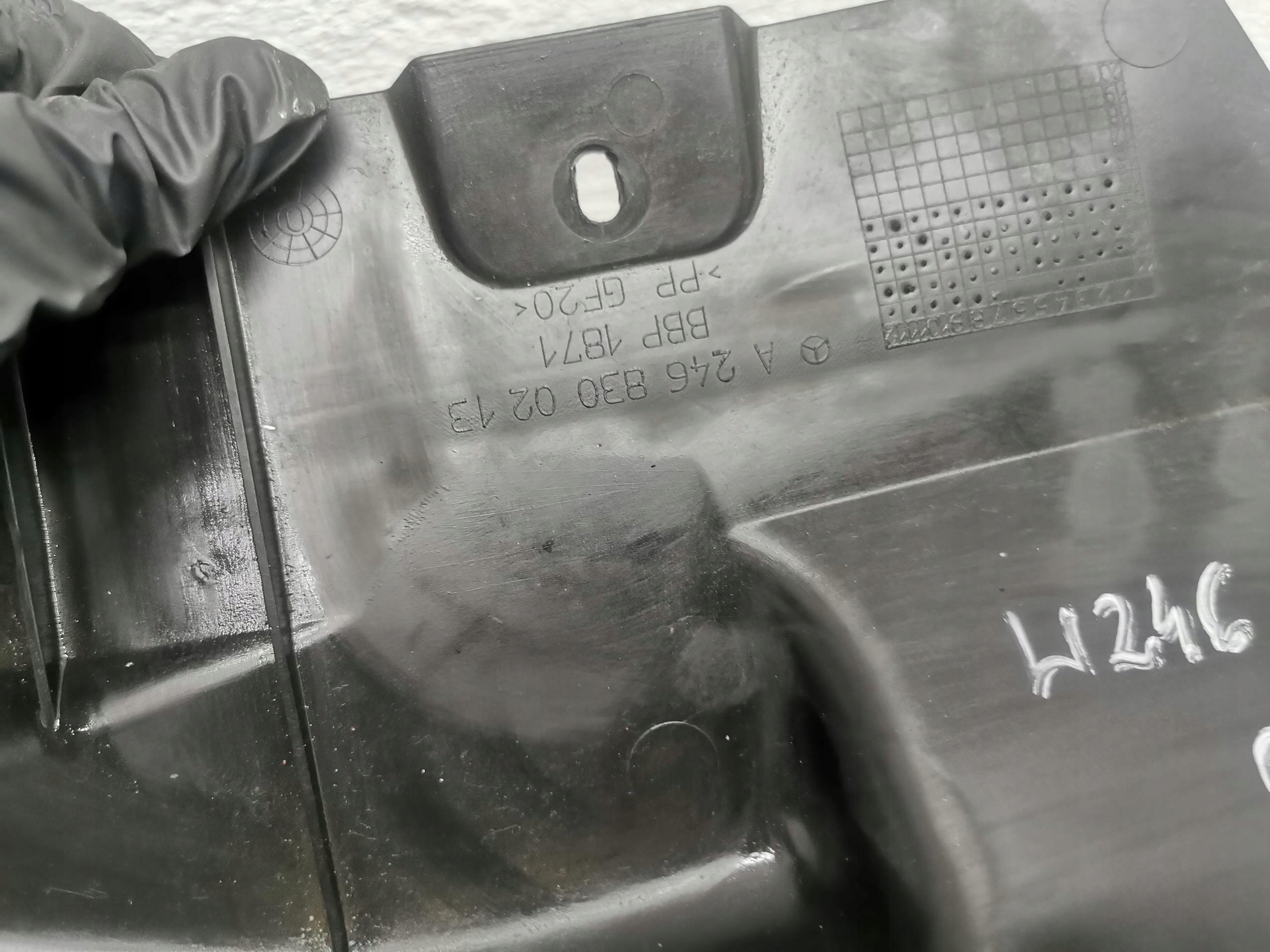 torpedo lower MERCEDES B-KLASA W246 A2468300213