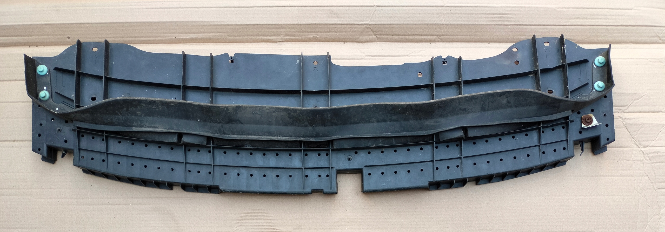 TOYOTA AYGO I CITROEN C1 PEUGEOT 107 OSŁONA PŁYTA POD ZDERZAK PRZÓD