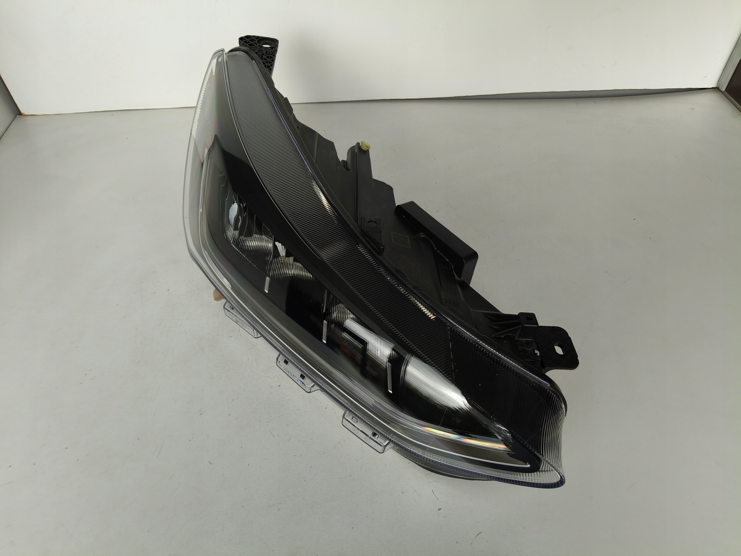 light right REFLEKTOR FORD FOCUS MK4 22- LIFT FULL LED