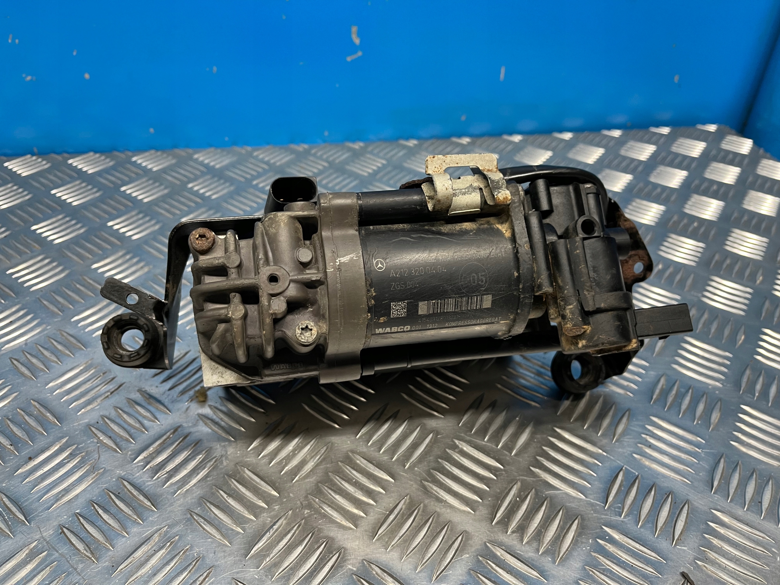 A2123200404 - MERCEDES W212 ліфт компресор AIRMATIC Підвіска