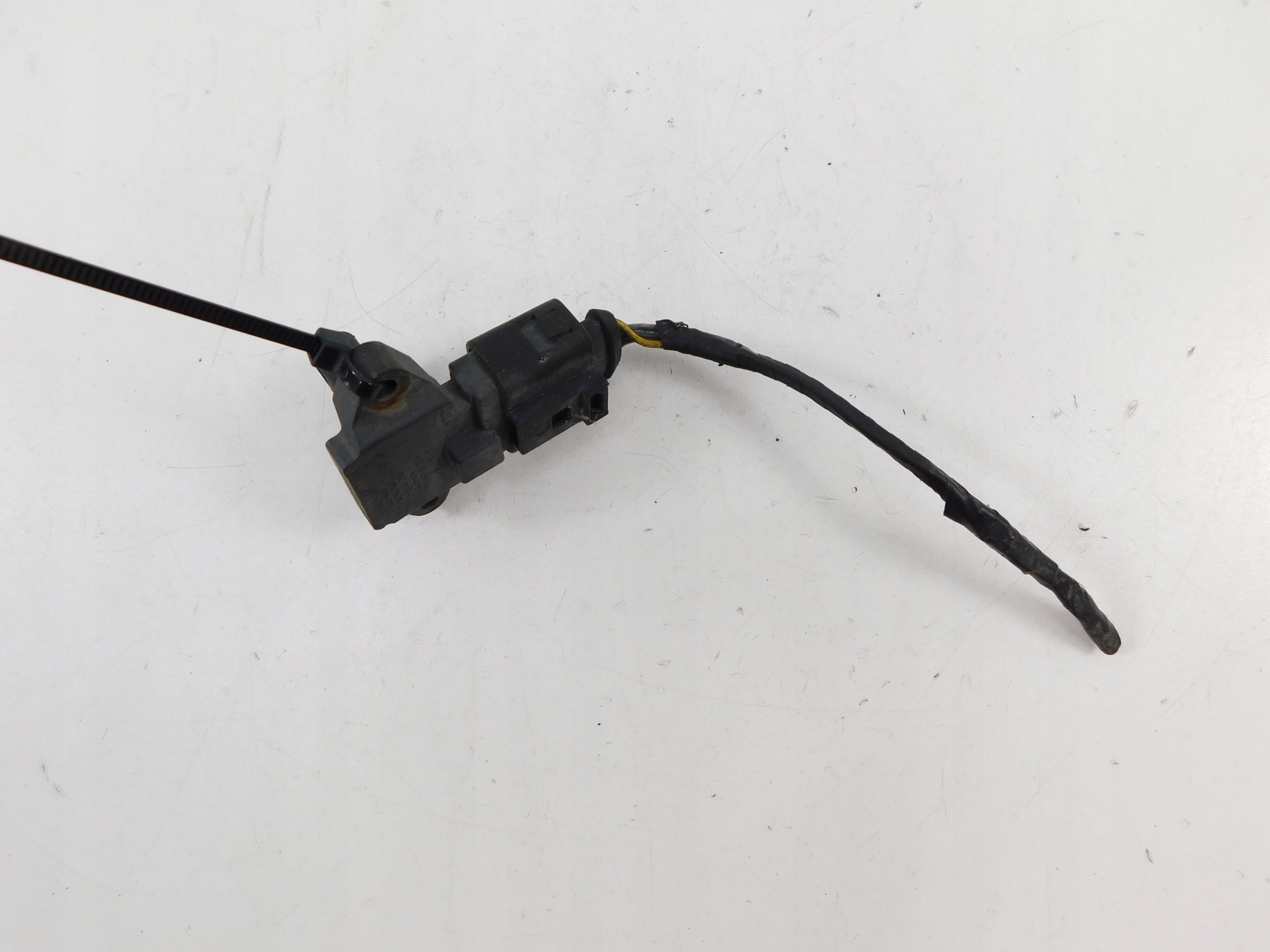 MG210416 - PEUGEOT ELYSTAR 125 4T ДАТЧИК