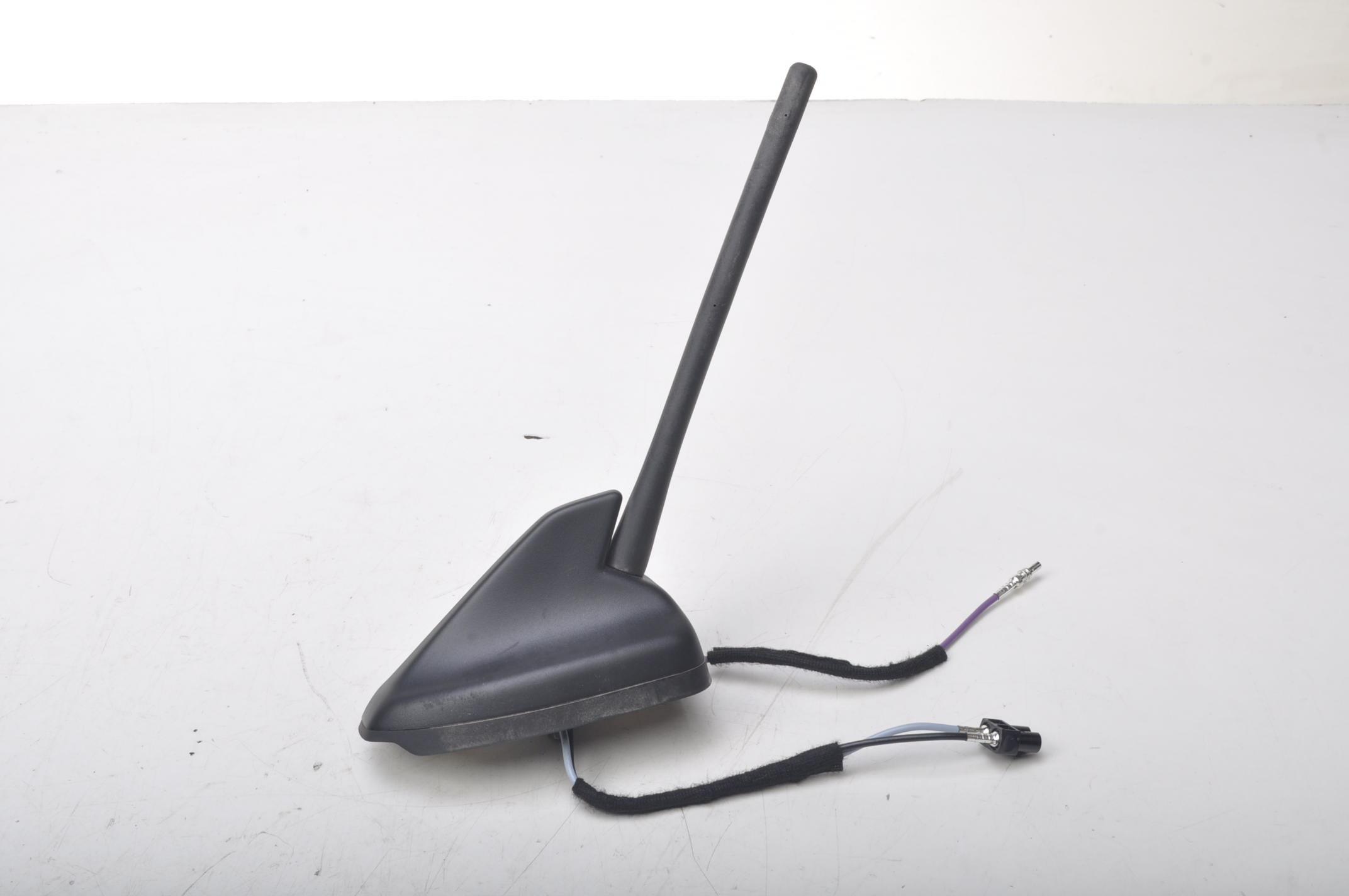 FORD ECOSPORT LIFT АНТЕННА НА КРЫШЕ РАДИО