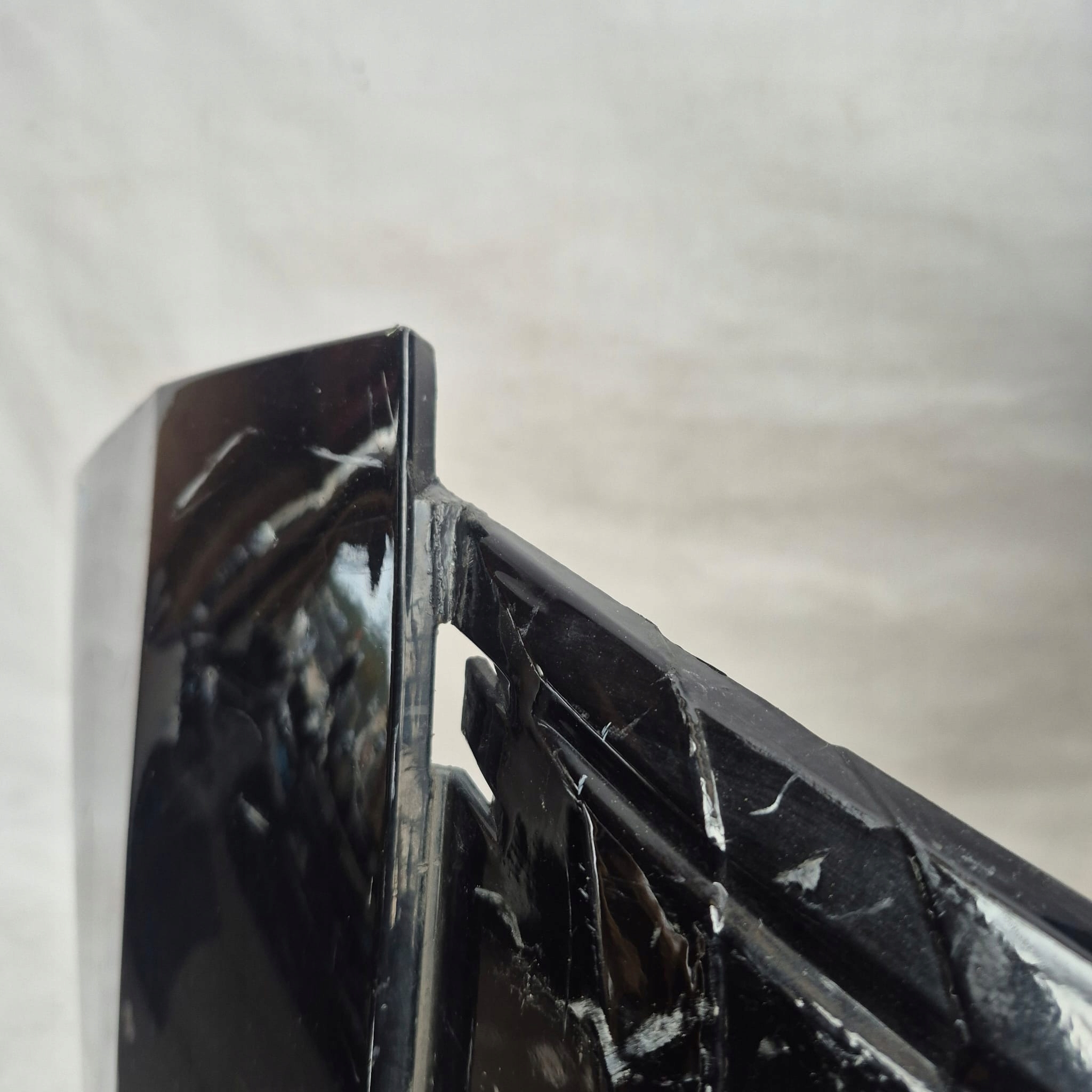 PEUGEOT 3008 and 1 09-13 bumper front front 9684345077