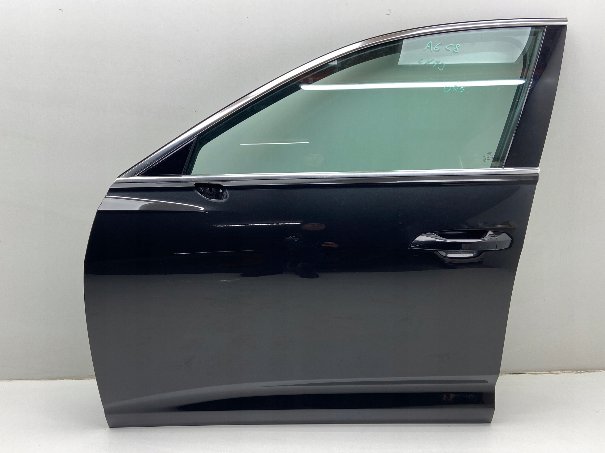 DRZWI LEWE PRZOD A6 C8 4K KOMBI KPL LX7J