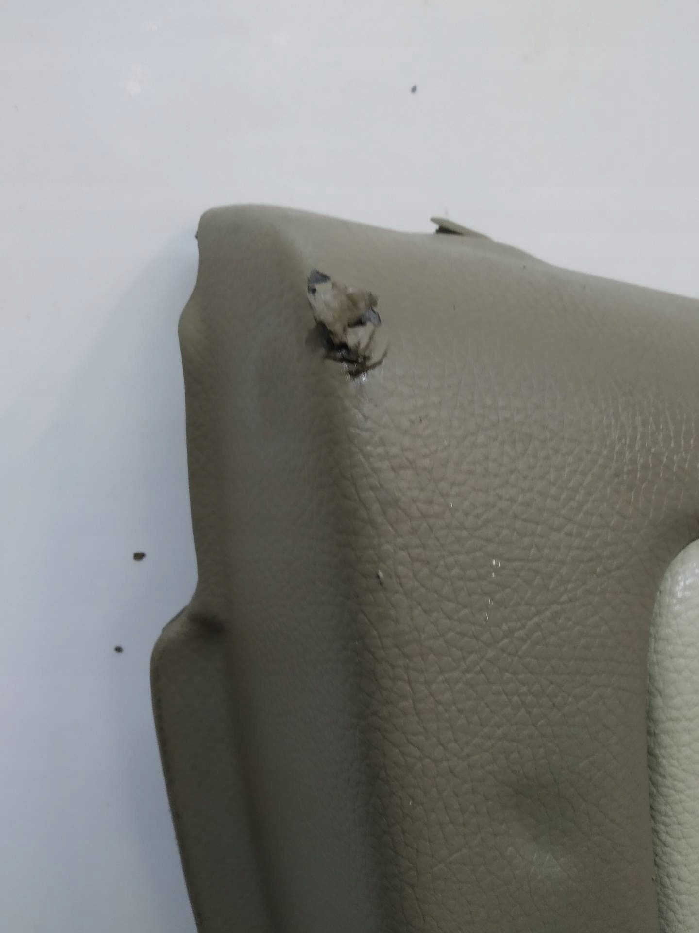 upholstery side right left rear part KPL 398 Volvo XC 90 and (2002-2014)