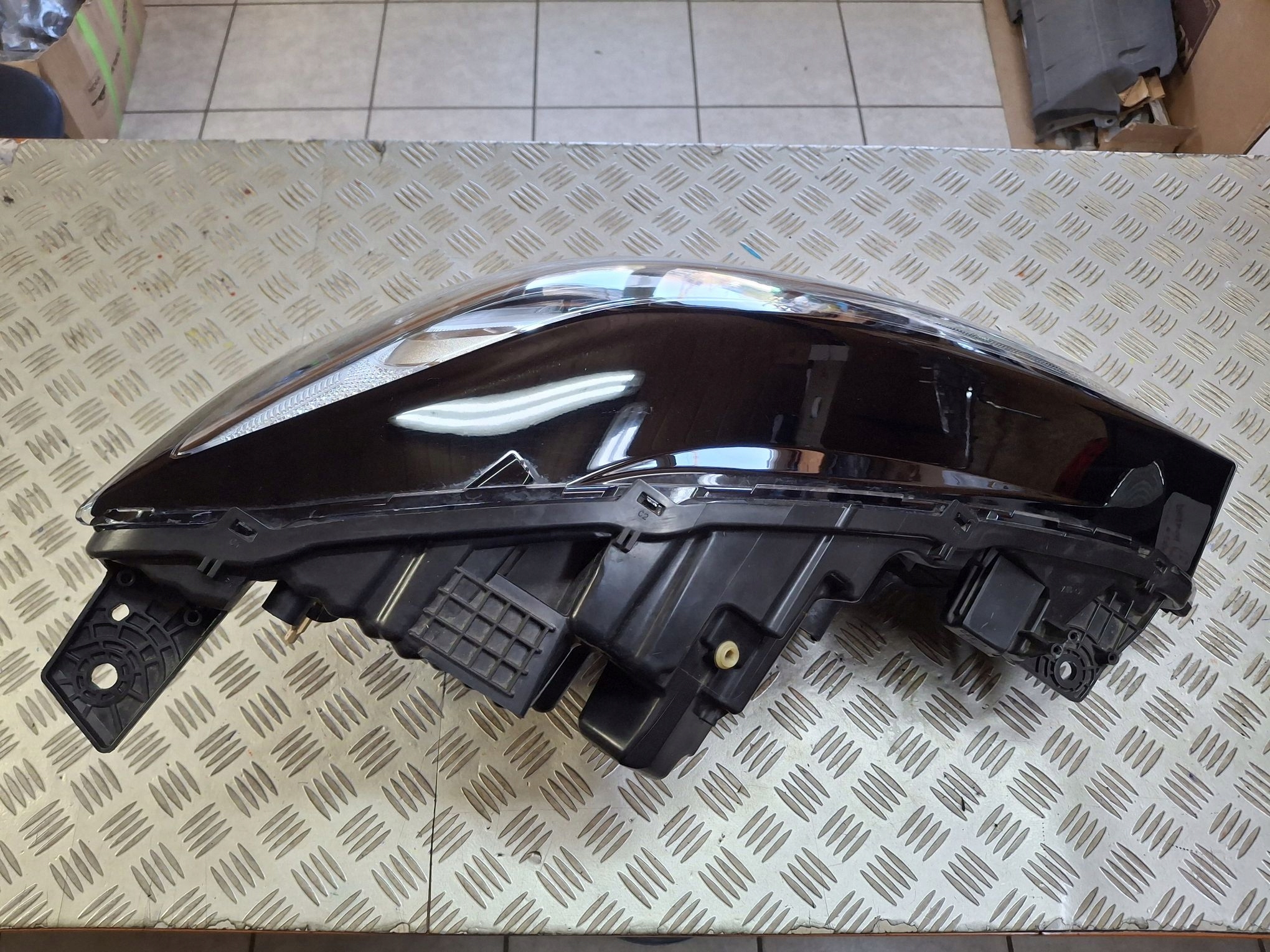 Licht rechts oder links vorne FULL LED FORD EDGE II LIFT 2018R->
