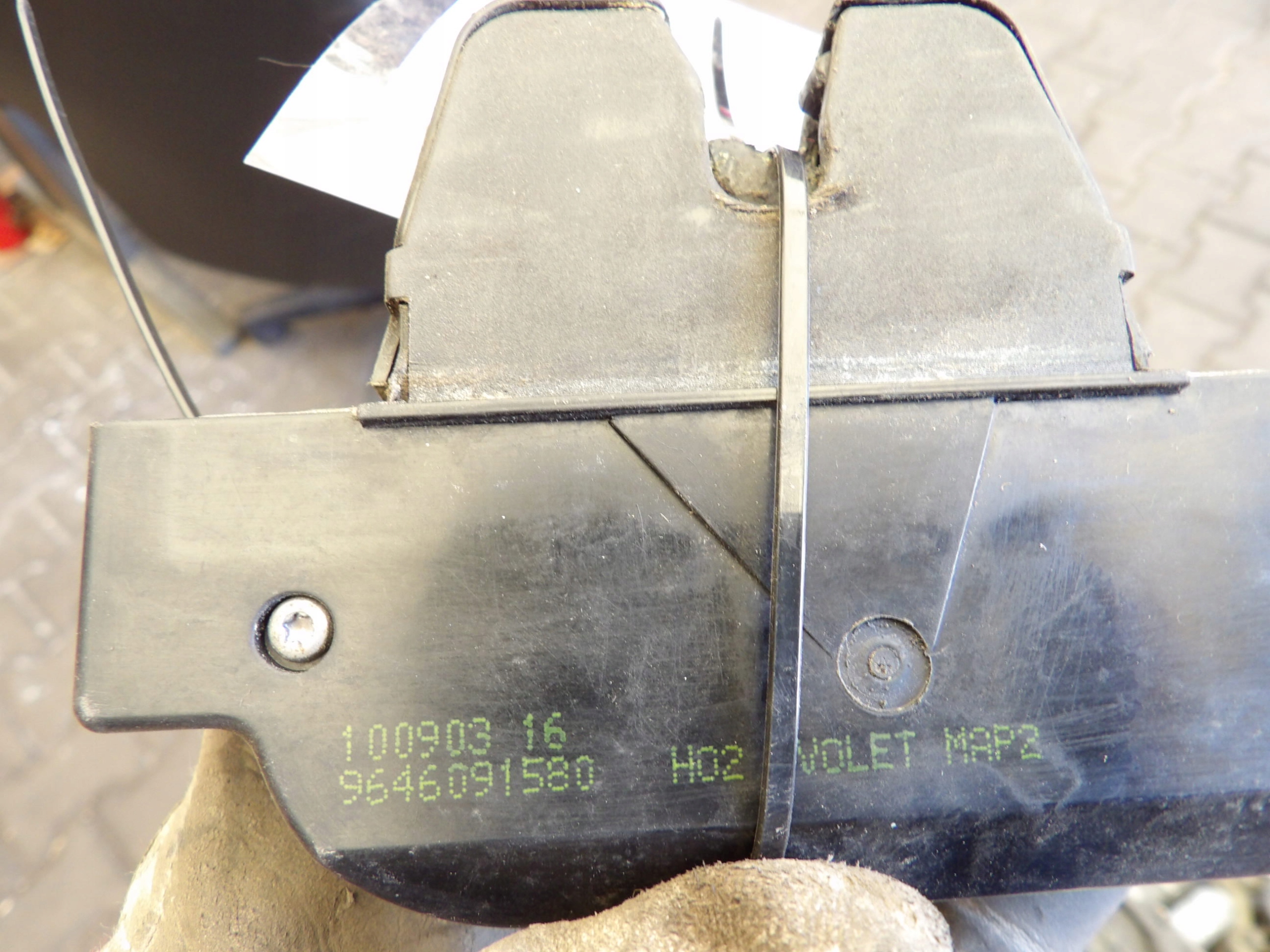SCHLOSS HECKKLAPPE CITROEN C3 UND 1,4HDI 9646091580