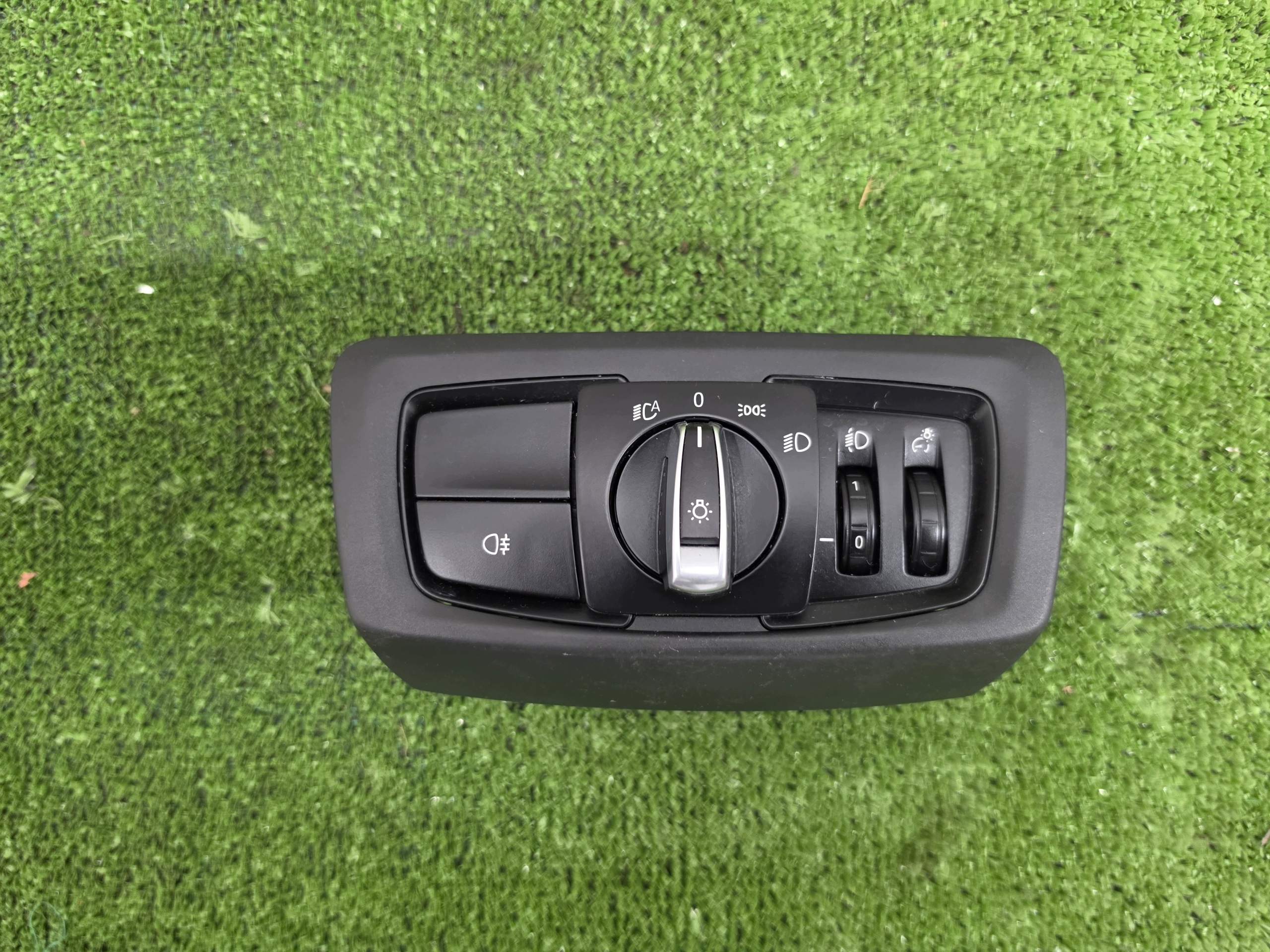 BMW PANEL světel 9865819