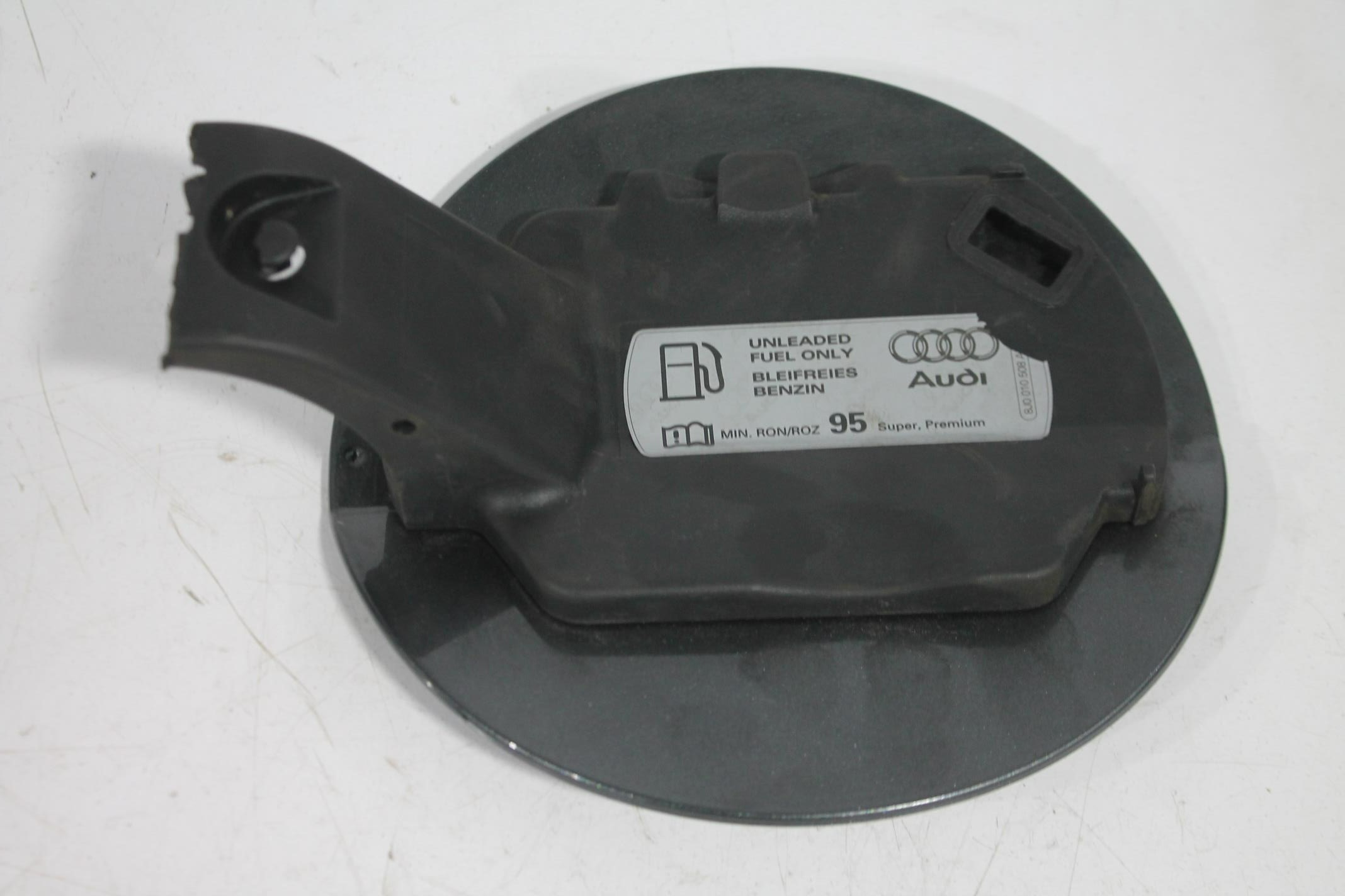 TANKKLAPPE DES KRAFTSTOFFSBEHÄLTERS AUDI A1 8PIN LZ7S 10-18