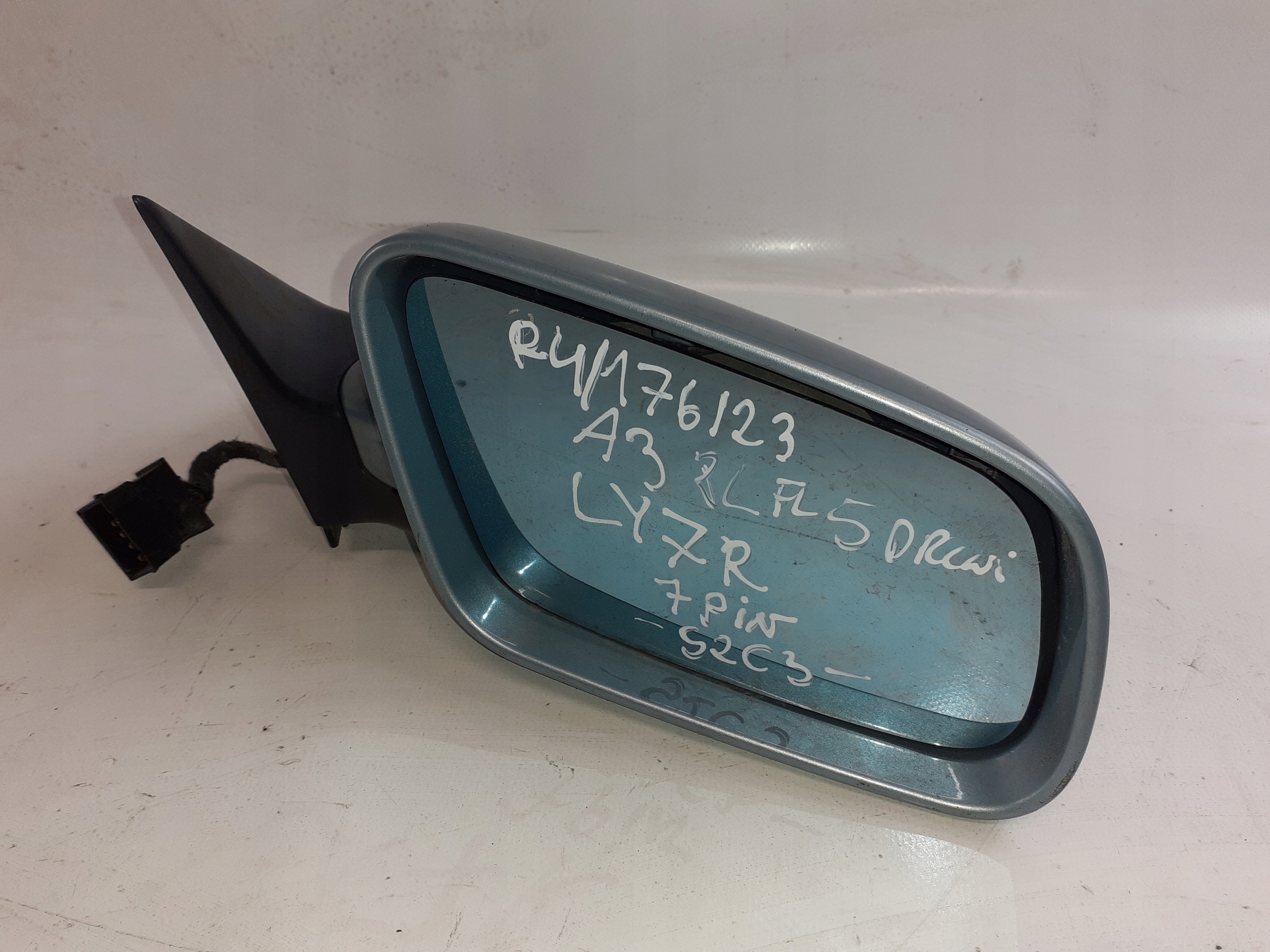 mirror right Audi A3 8L FL 5d LY7R 7PIN