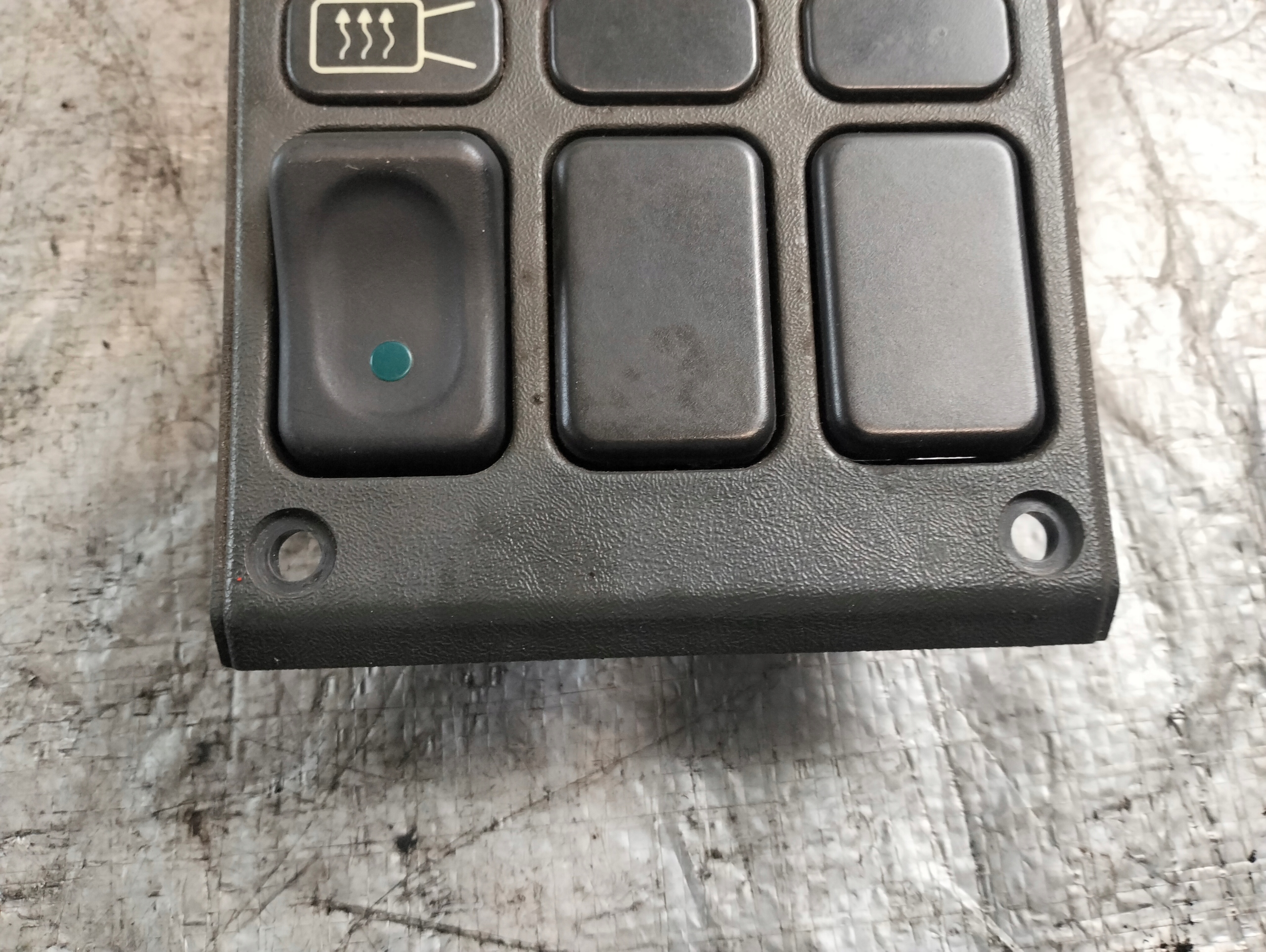 PANEL controls WLACZNIKOW SCANIA 4 P94 DB4X2NA 358346 1110904