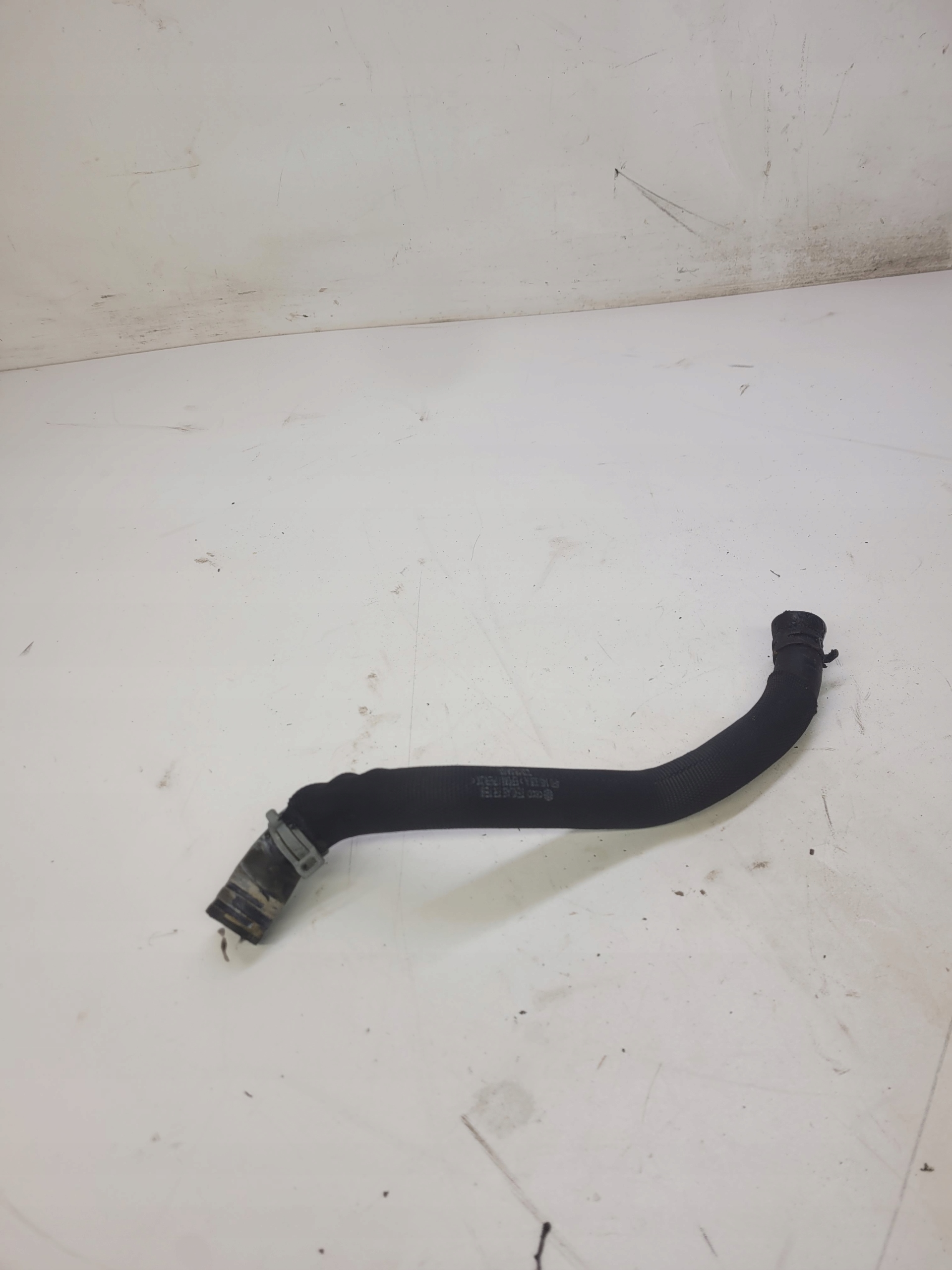 prijenos crijevo vode AUDI 3.0 TFSI A6 C6 4F0145926A