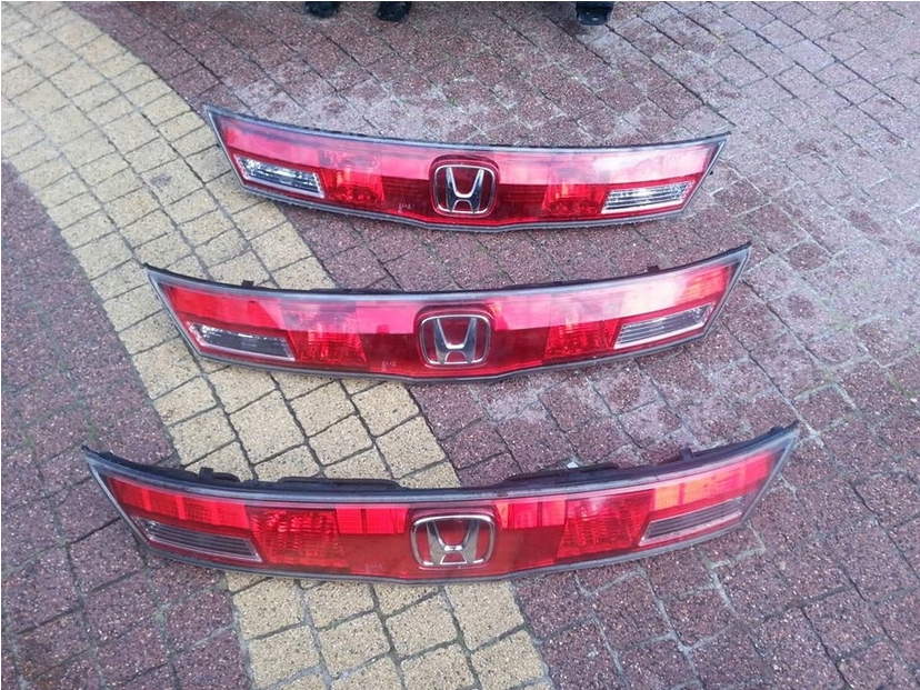 132-16721 - BLENDA ЗАДНІЙ ЛІХТАР _ _ _ _ UFO CIVIC 06-09 ___