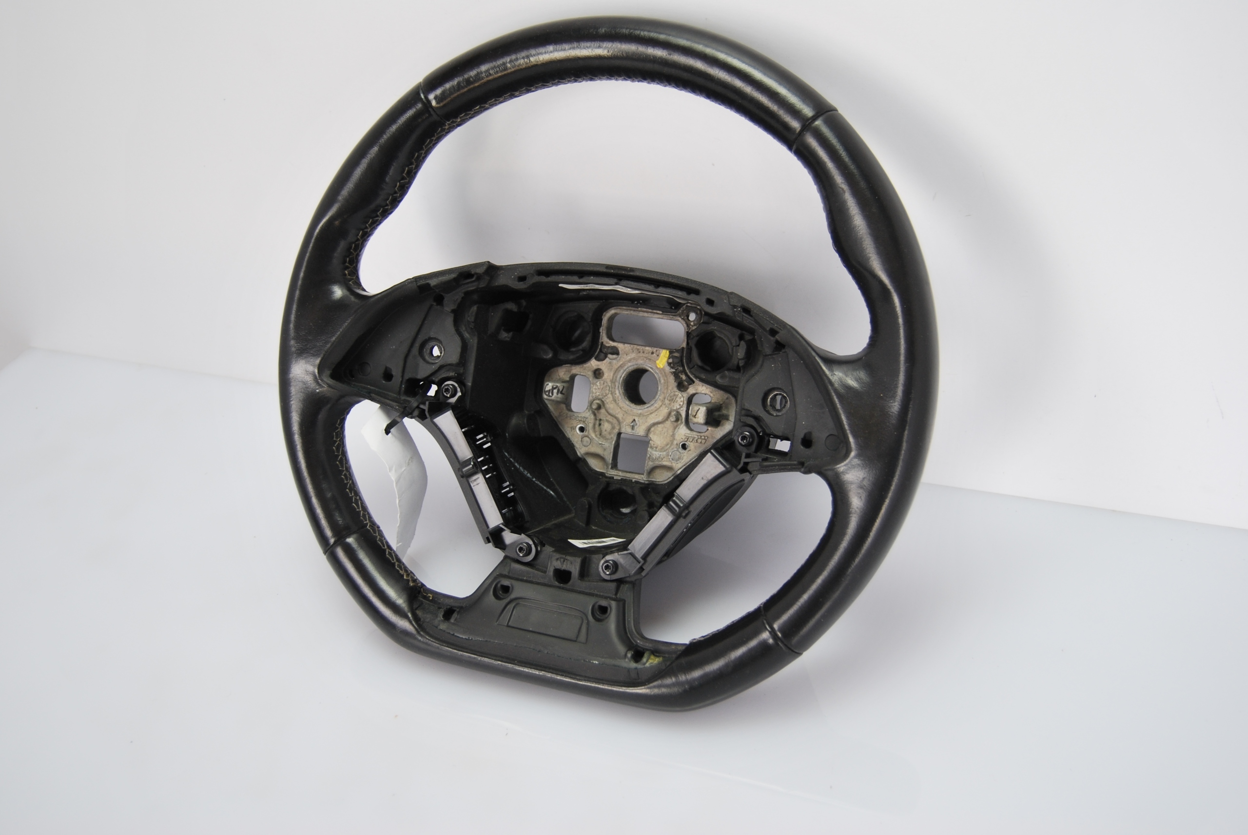 84449676 - Кермо Chevrolet Camaro 2016+