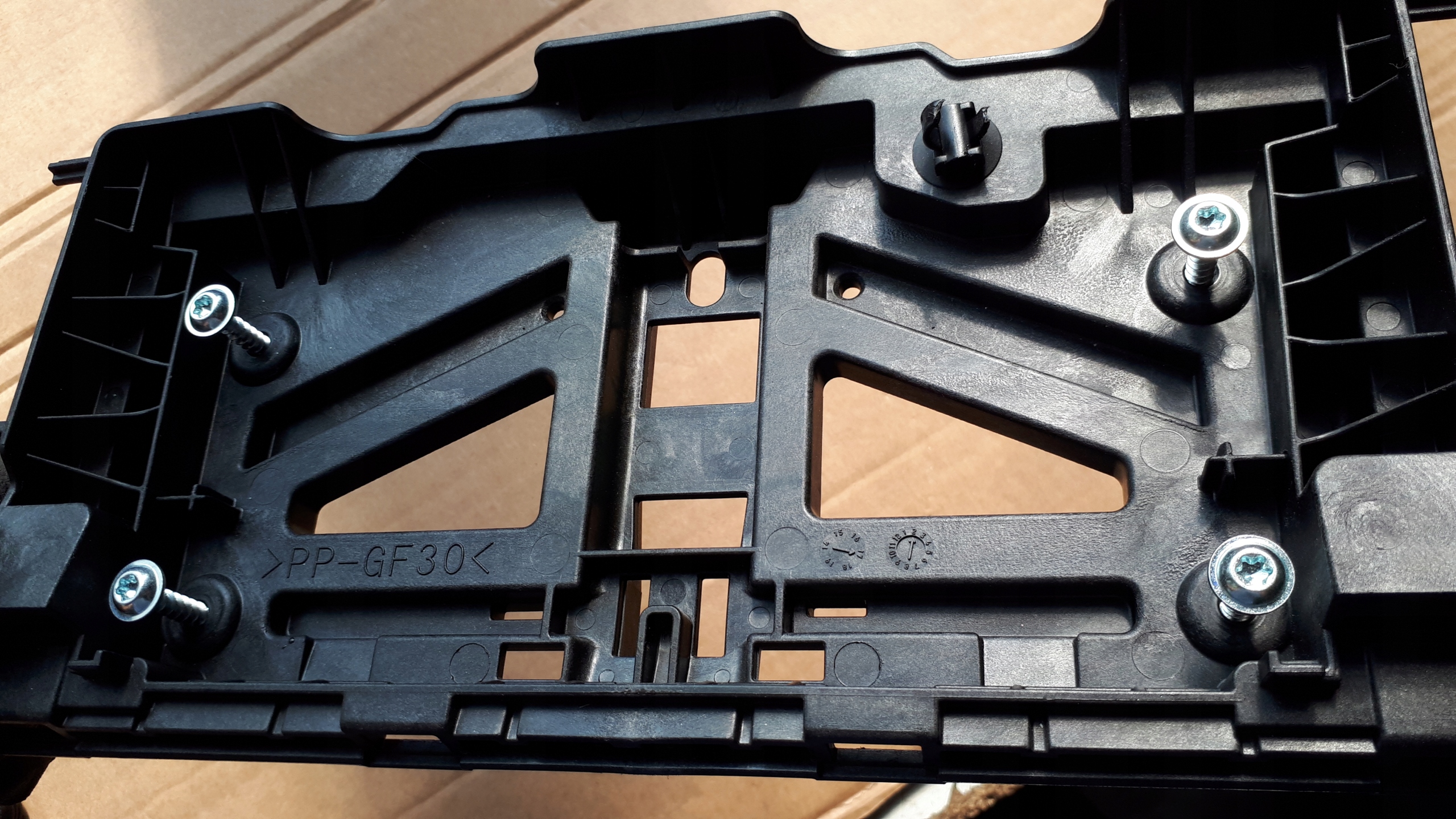 A5 8W bracket support holder WYSWIETLACZA A4 B9 8W