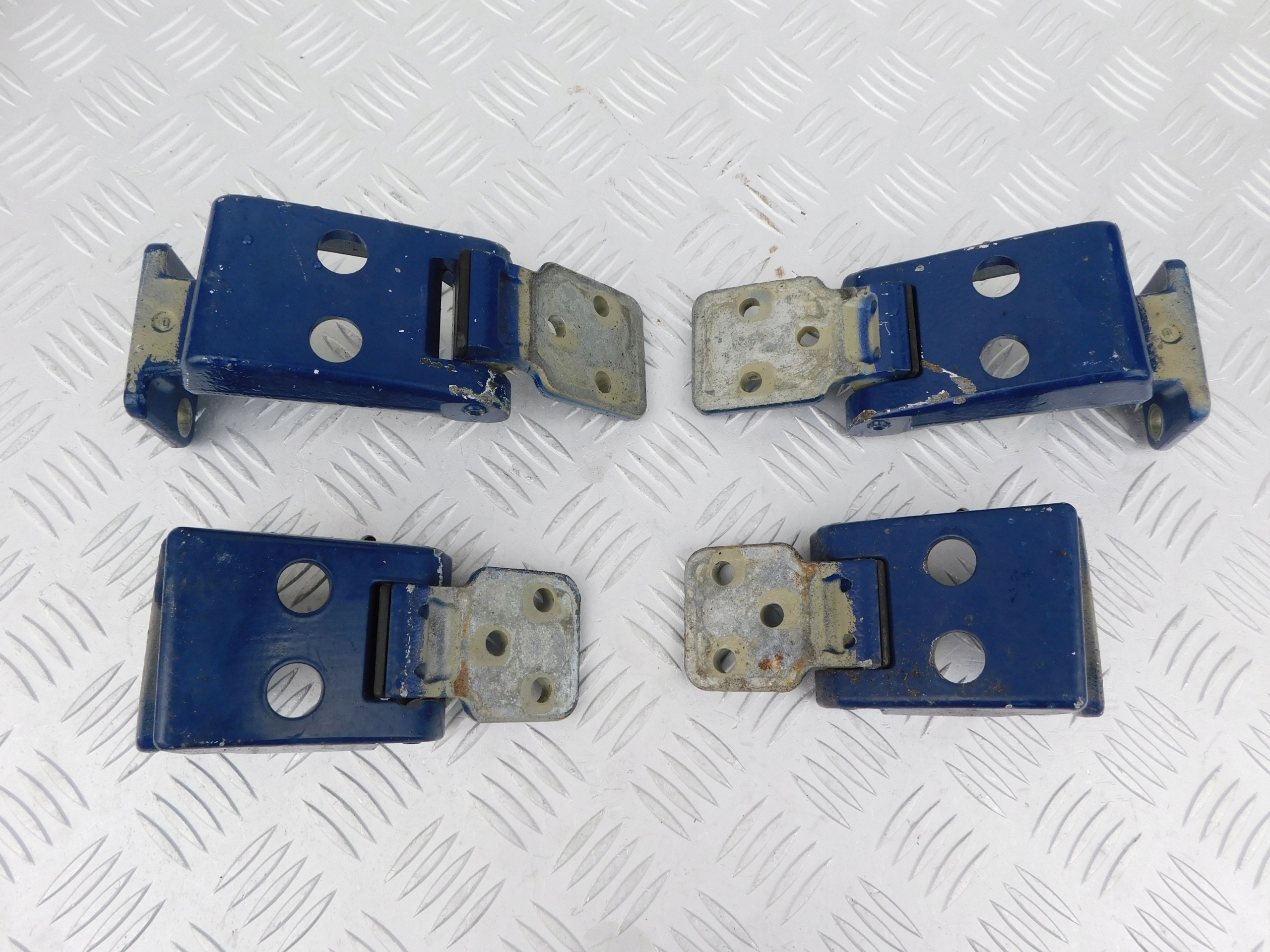 Mercedes Sprinter 906 VW Crafter scharniere Tür heck - komplet 4szt OEM