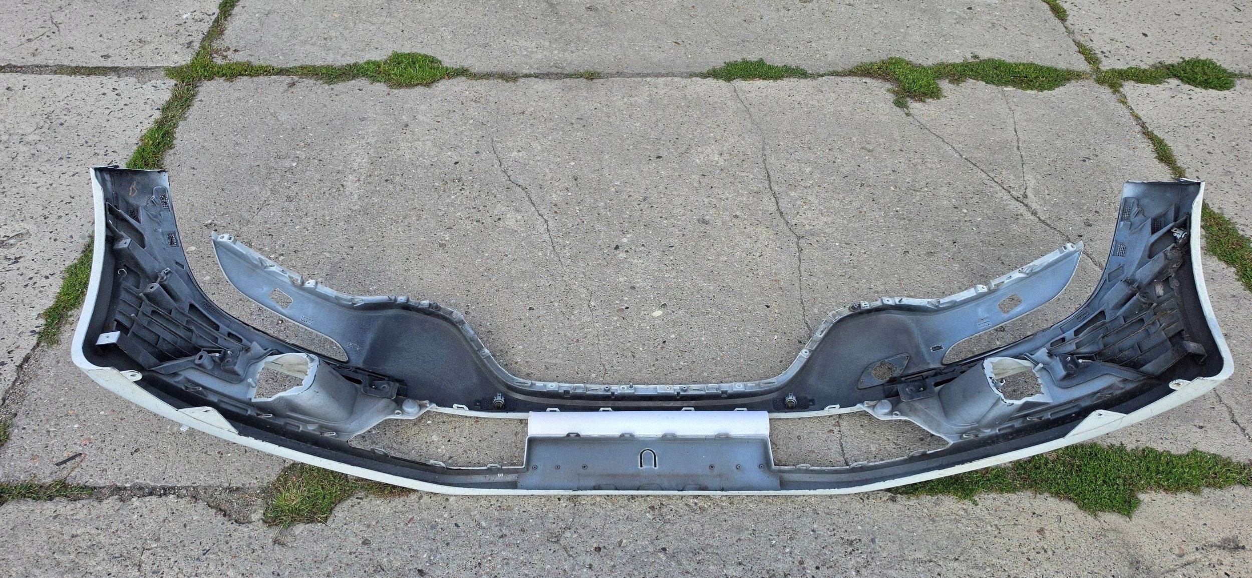 Renault Talisman C06729-091ISMO01 before lift 2015-2020 front bumper