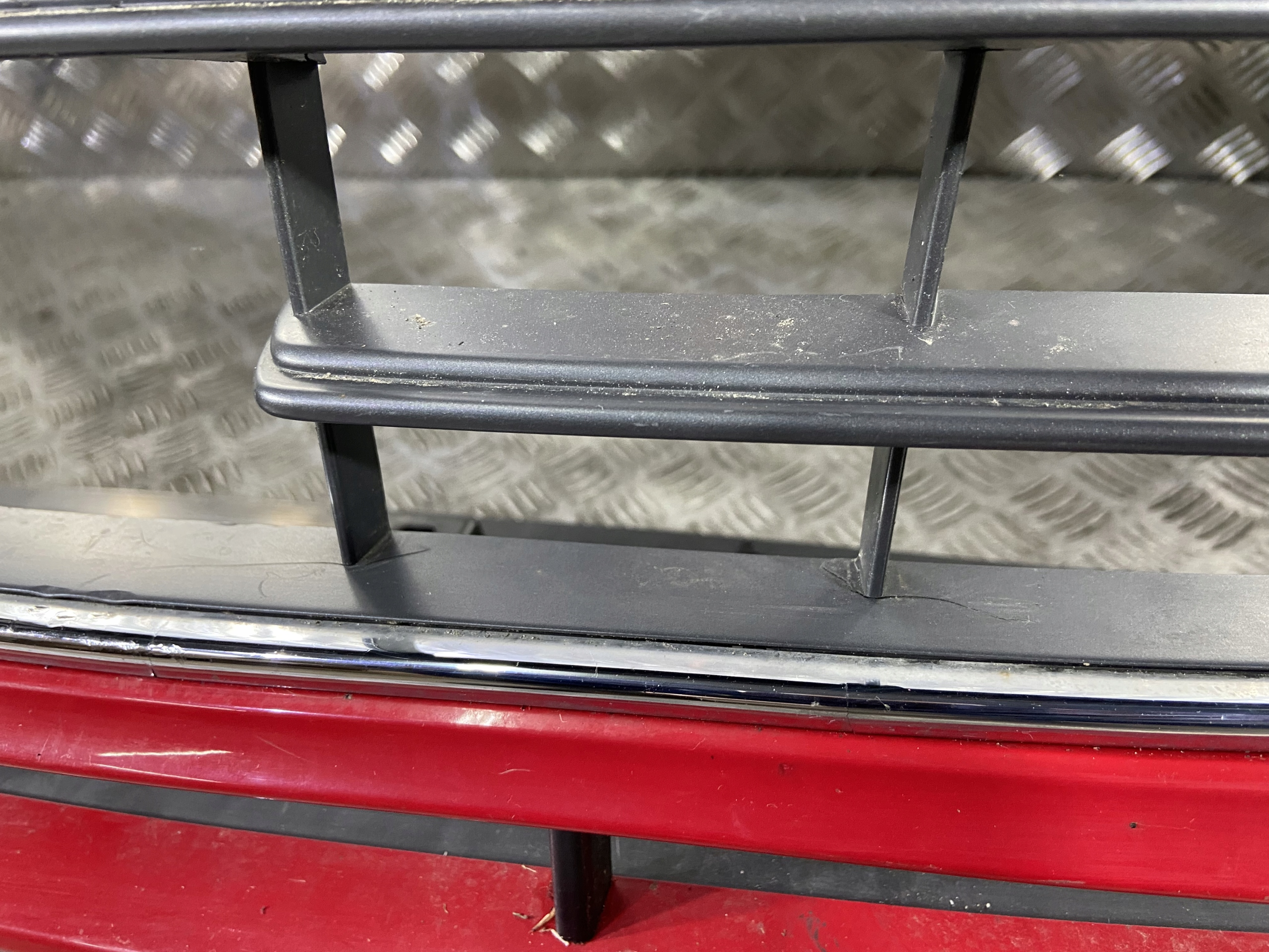 ZDERZAK PRZEDNI PRZÓD AUDI A3 A-3 8V3 Powierzchnia do malowania