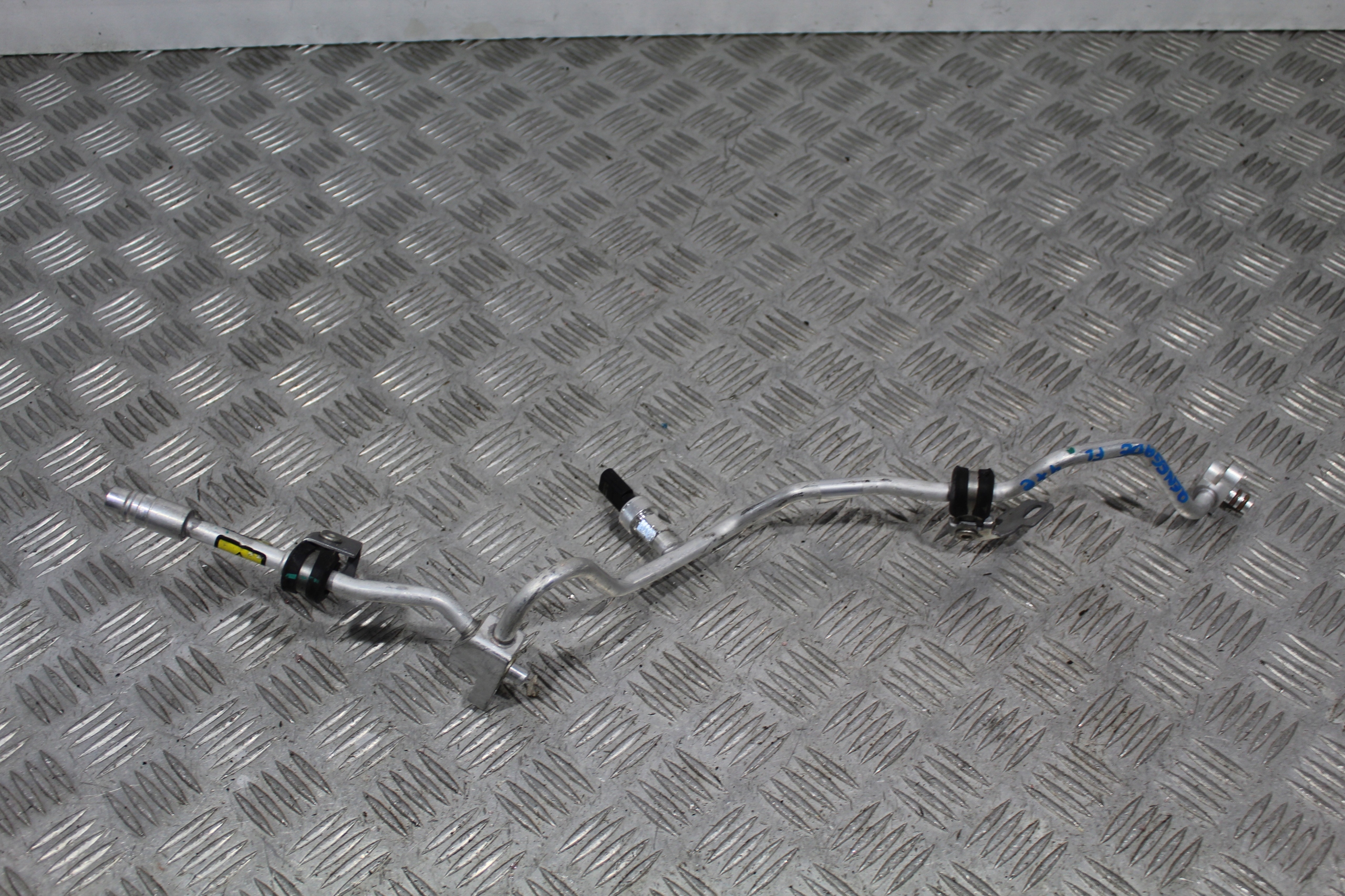 00521137540 - ШЛАНГ КОНДИЦИОНЕРА JEEP RENEGADE LIFT