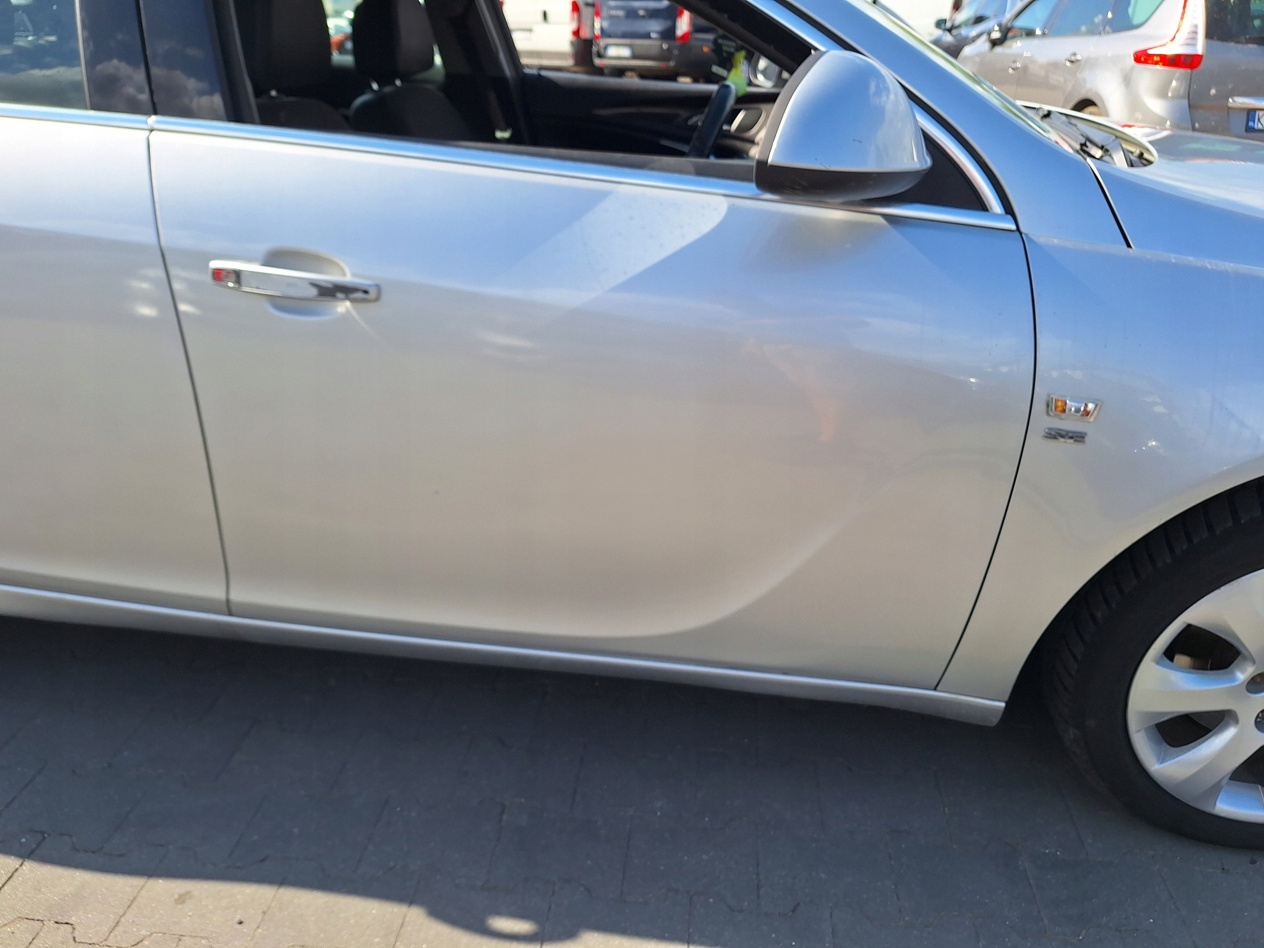 OPEL Vauxhall INSIGNIA A G09 2008-2017 silver door front right Z176