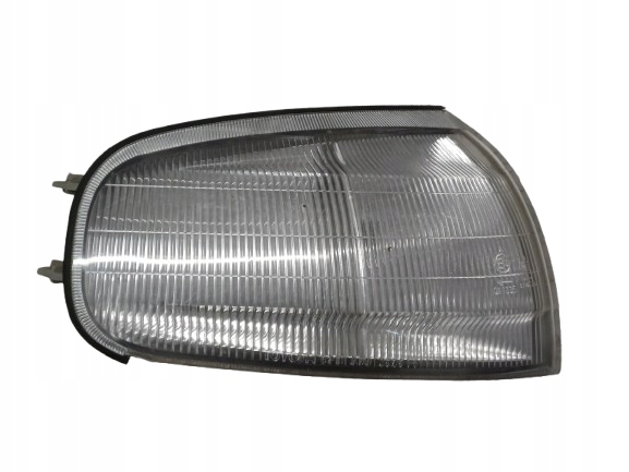 TOYOTA CAMRY 91- LAMPA PRAWA