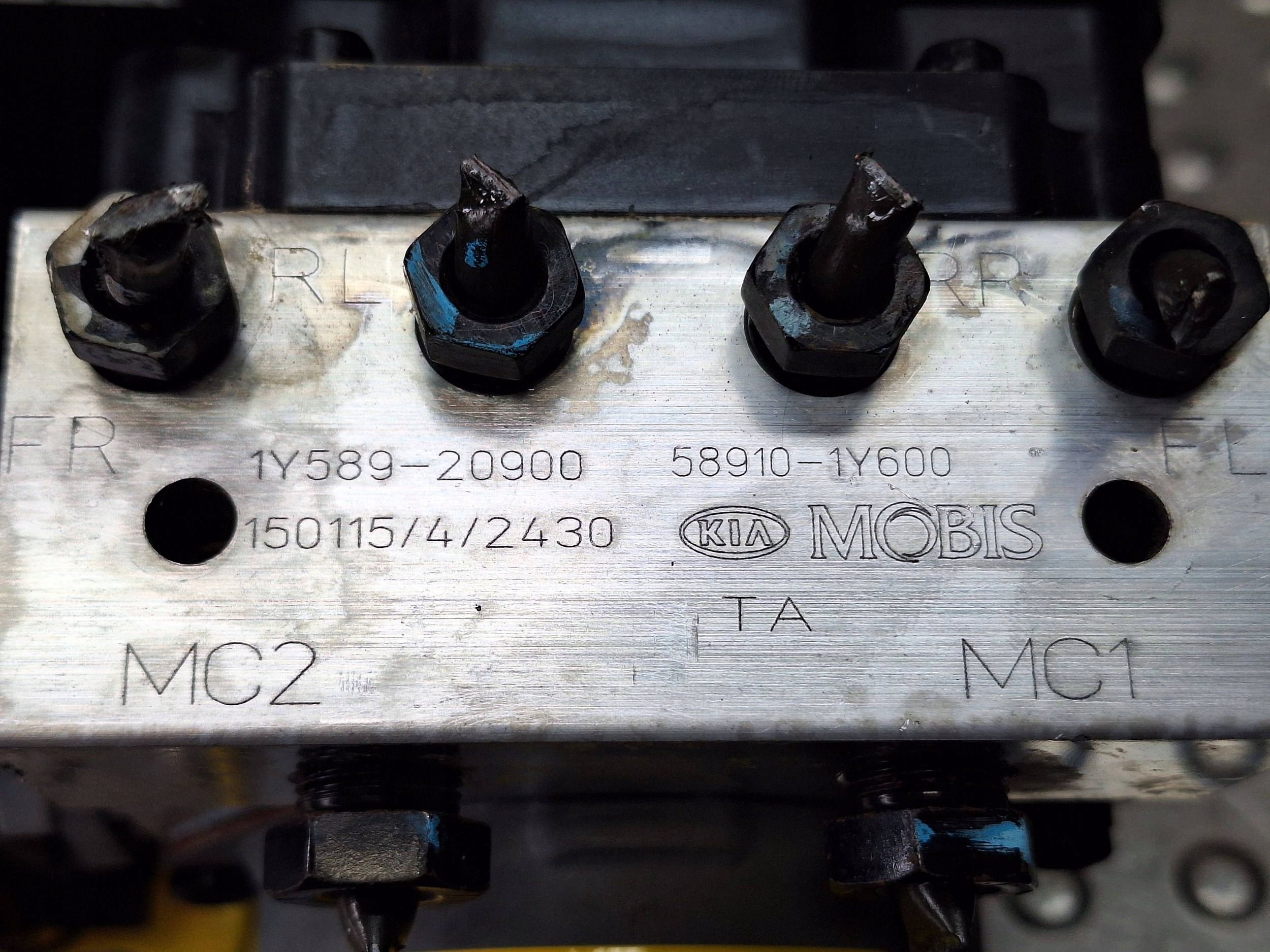 pump control unit ABS 58910-1Y600 61589-45200 KIA PICANTO II 1.0B