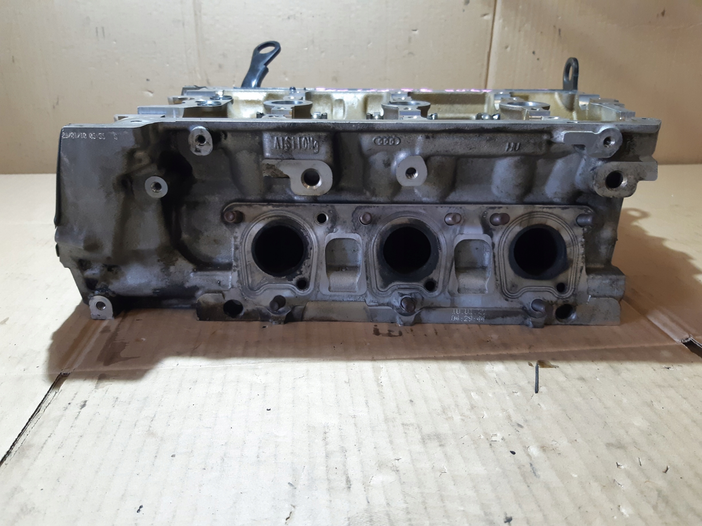 AUDI Q5 8R 3.2 FSI CAL TESTATA Motore Destro 06E103404A