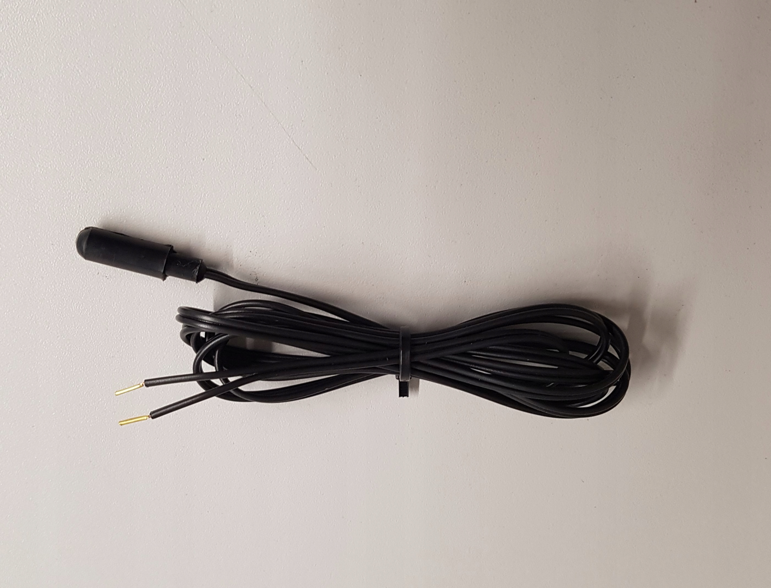 Czujnik temperatury czarny 3,5mb