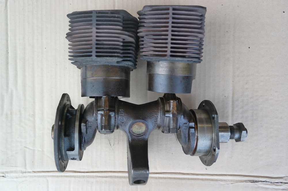 KOMPLET WAŁ KORBOWY TŁOKI CYLINDRY FIAT 126P 650CM Producent części Fiat OE