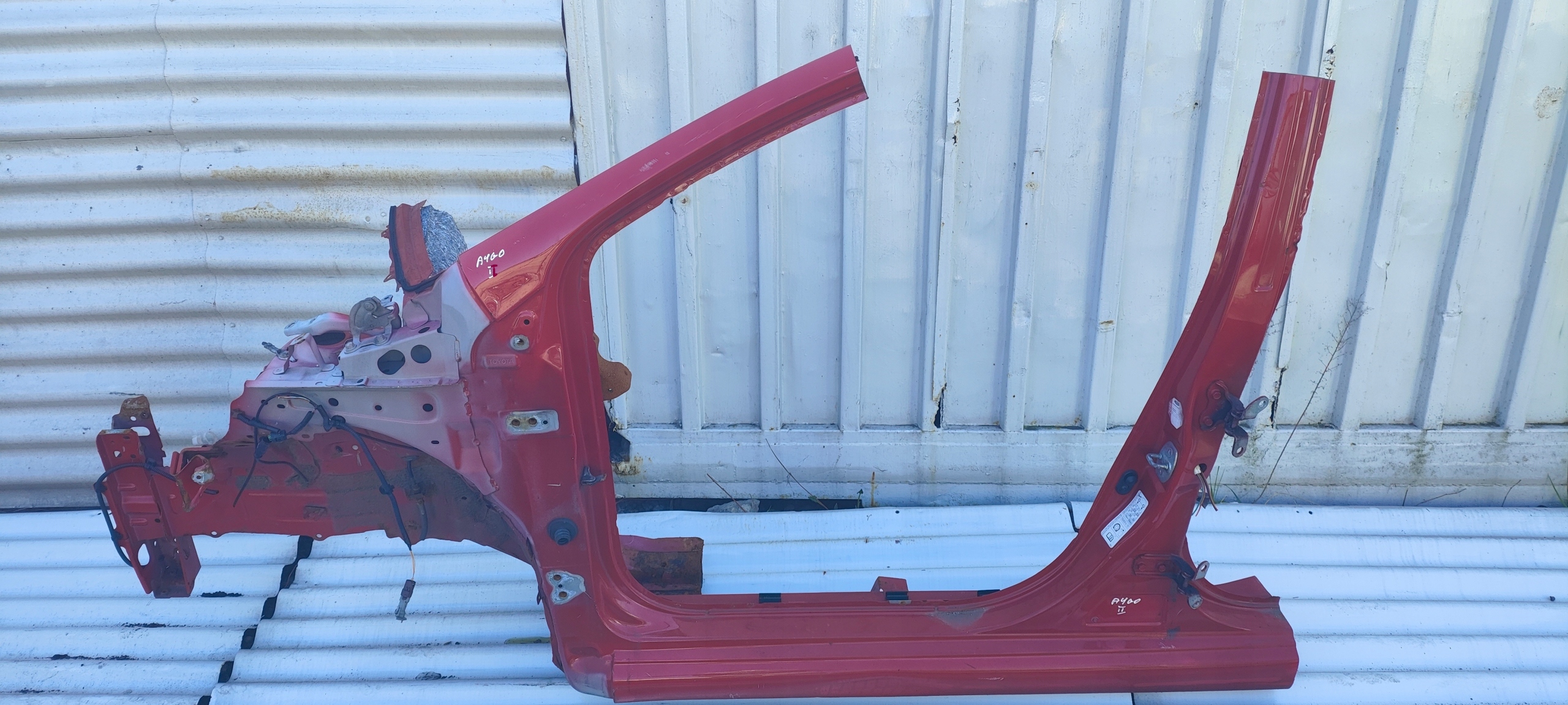 TOYOTA AYGO I ЛОНЖЕРОН ЛІВА ЧЕТВЕРТИНА ЛІВИЙ ПЕРЕД