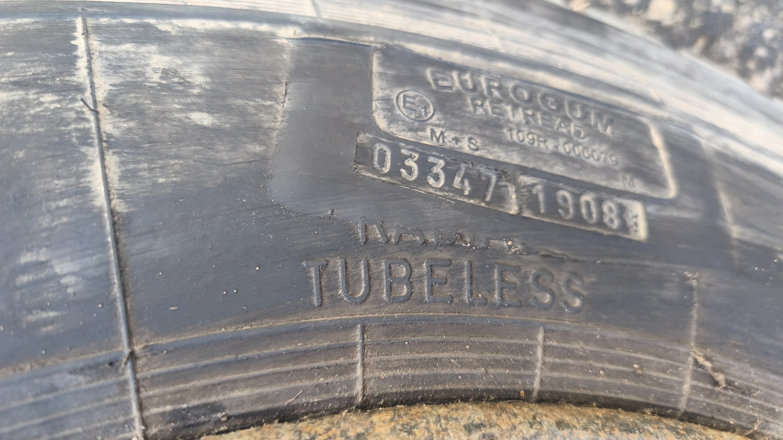 wheels tyres CIEZAROWE 2x SAWA AVANT plus 10R22.5