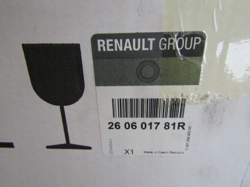 MEGANE III фара левая оригинал