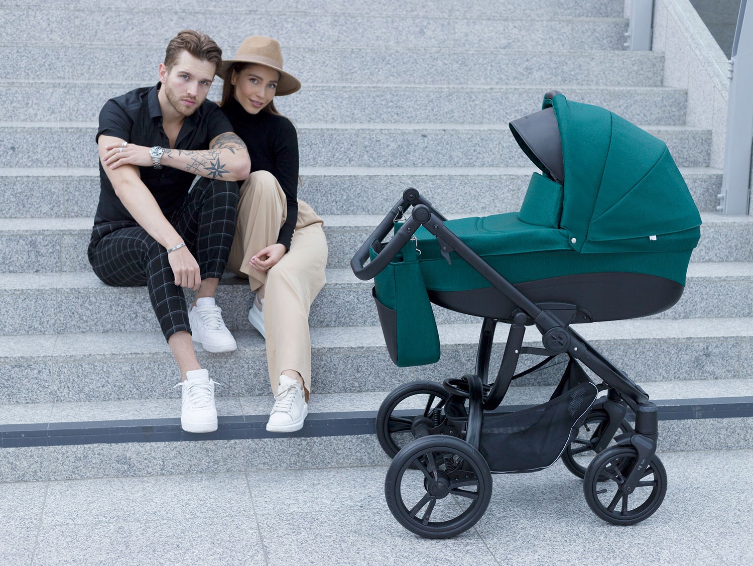 BEBETTO HOLLAND WÓZEK DZIECIĘCY - ZESTAW 3W1 Typ siedziska Rozkładane