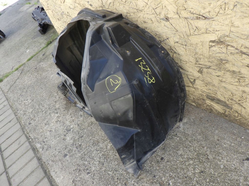 SUZUKI SX4 S-CROSS 13- mudguard right front
