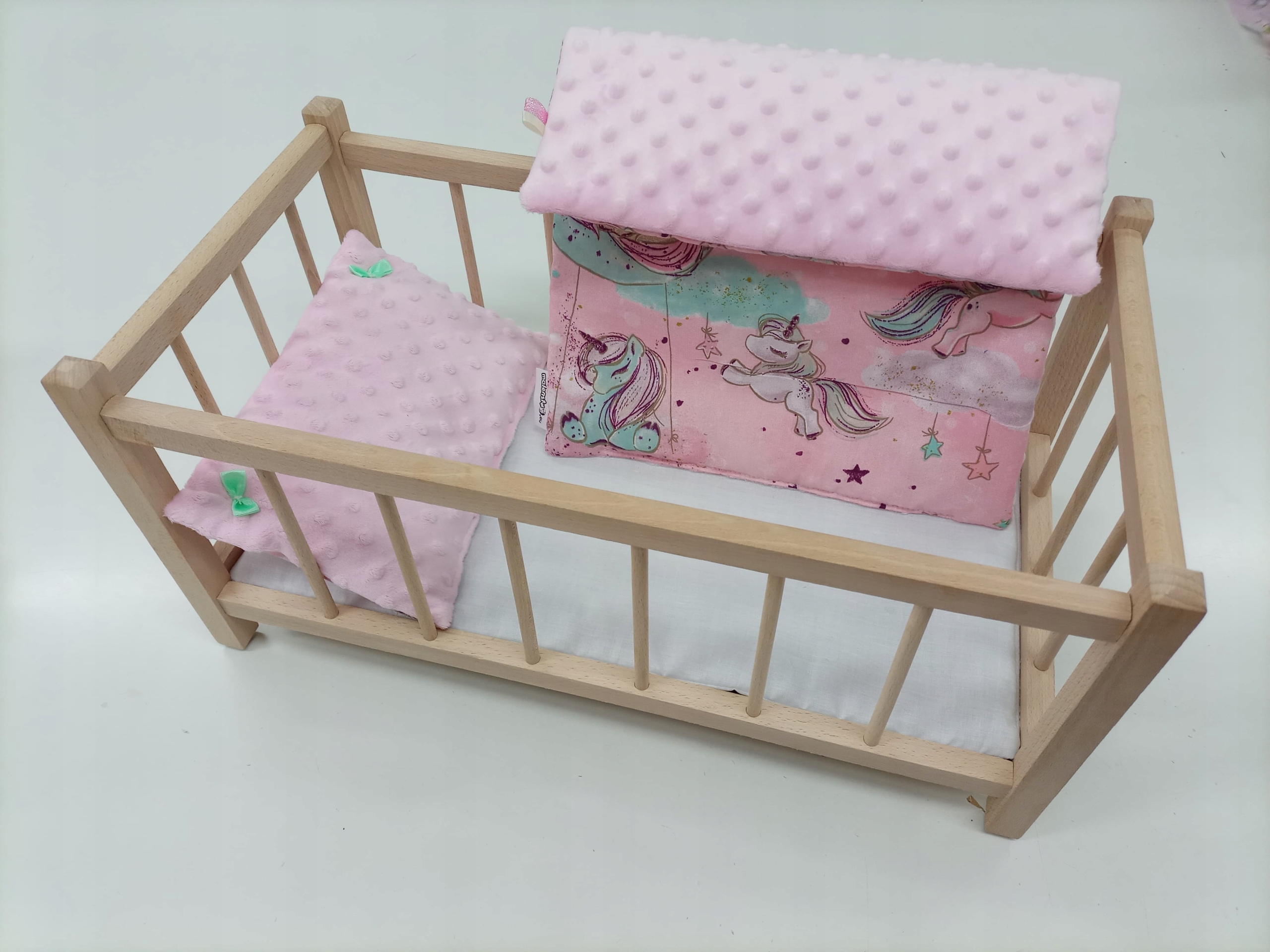 

Dewniane Łóżeczko dla lalek Pościel Producent.