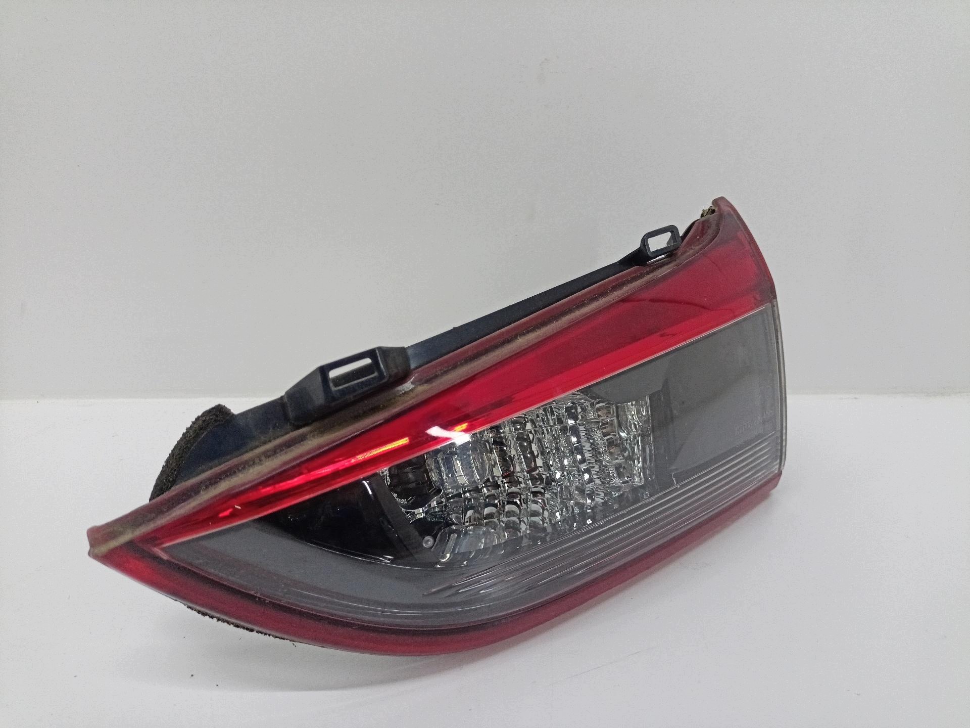 light rear to the bonnet right side Mazda 6 3 2014 132-41978