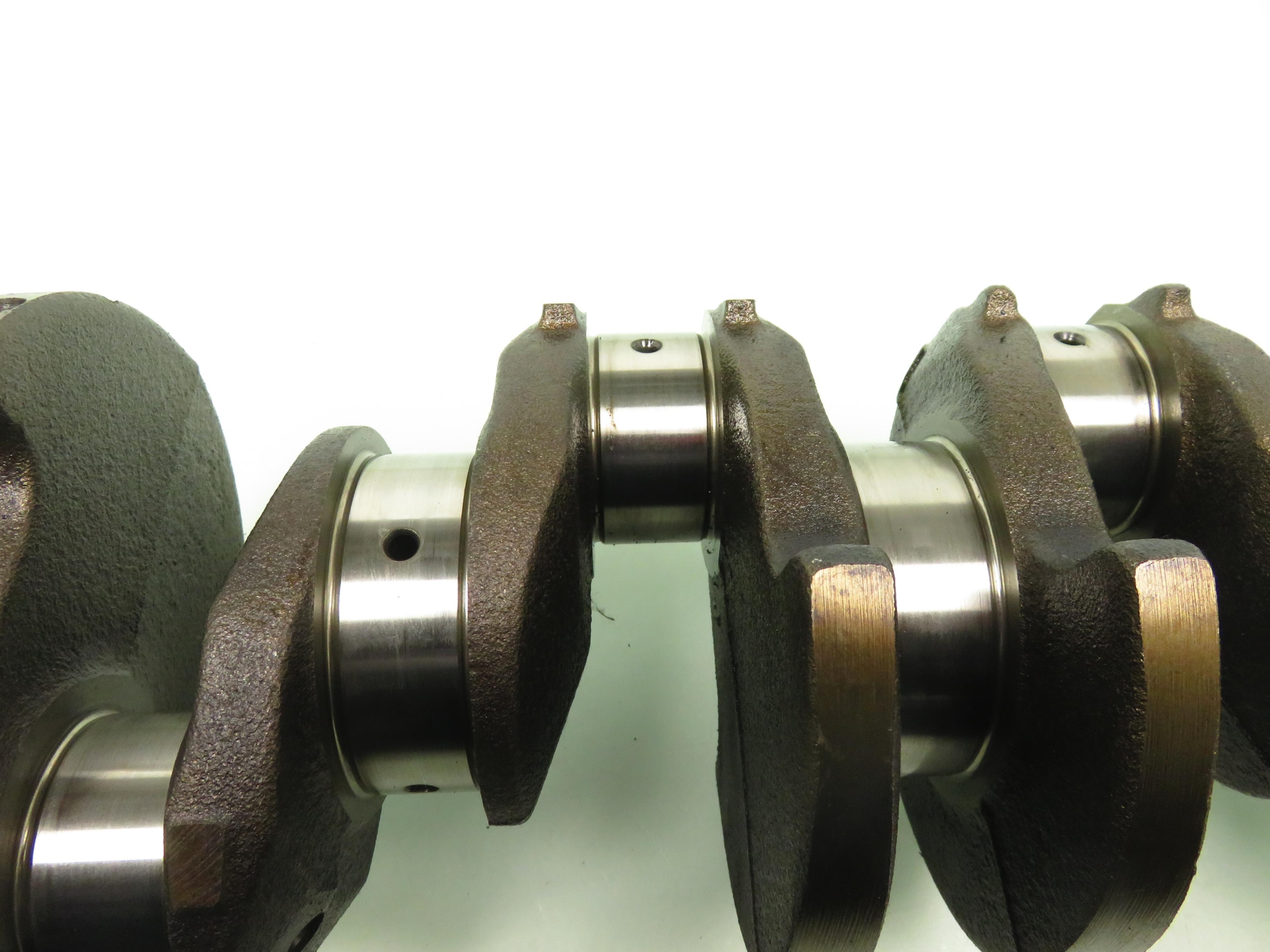 WAŁ KORBOWY RENAULT MASTER II 2.8 dTI Producent części Renault OE