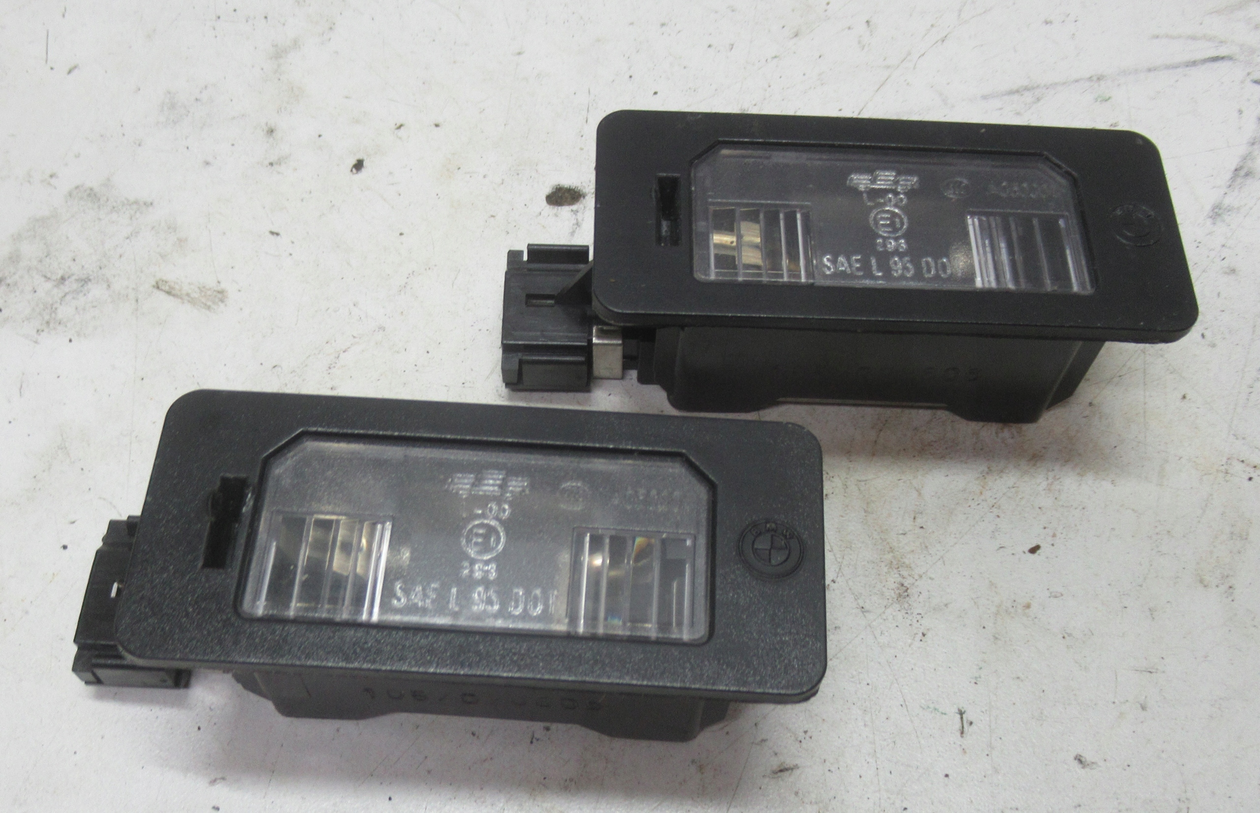 BMW E93 07R light signs REJESTRACYJNEJ KPL