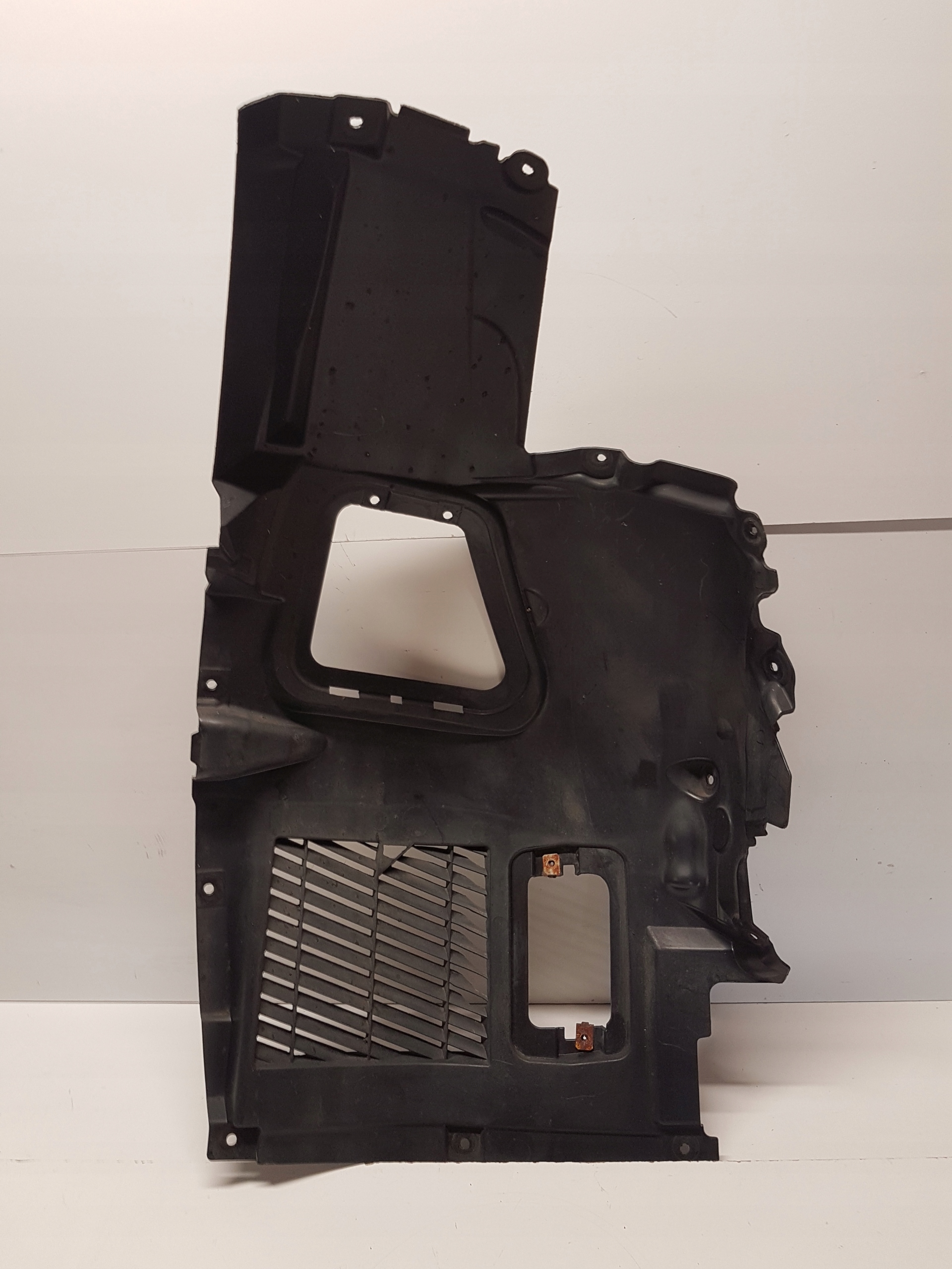 mudguard left front BMW F10 F11 7186727