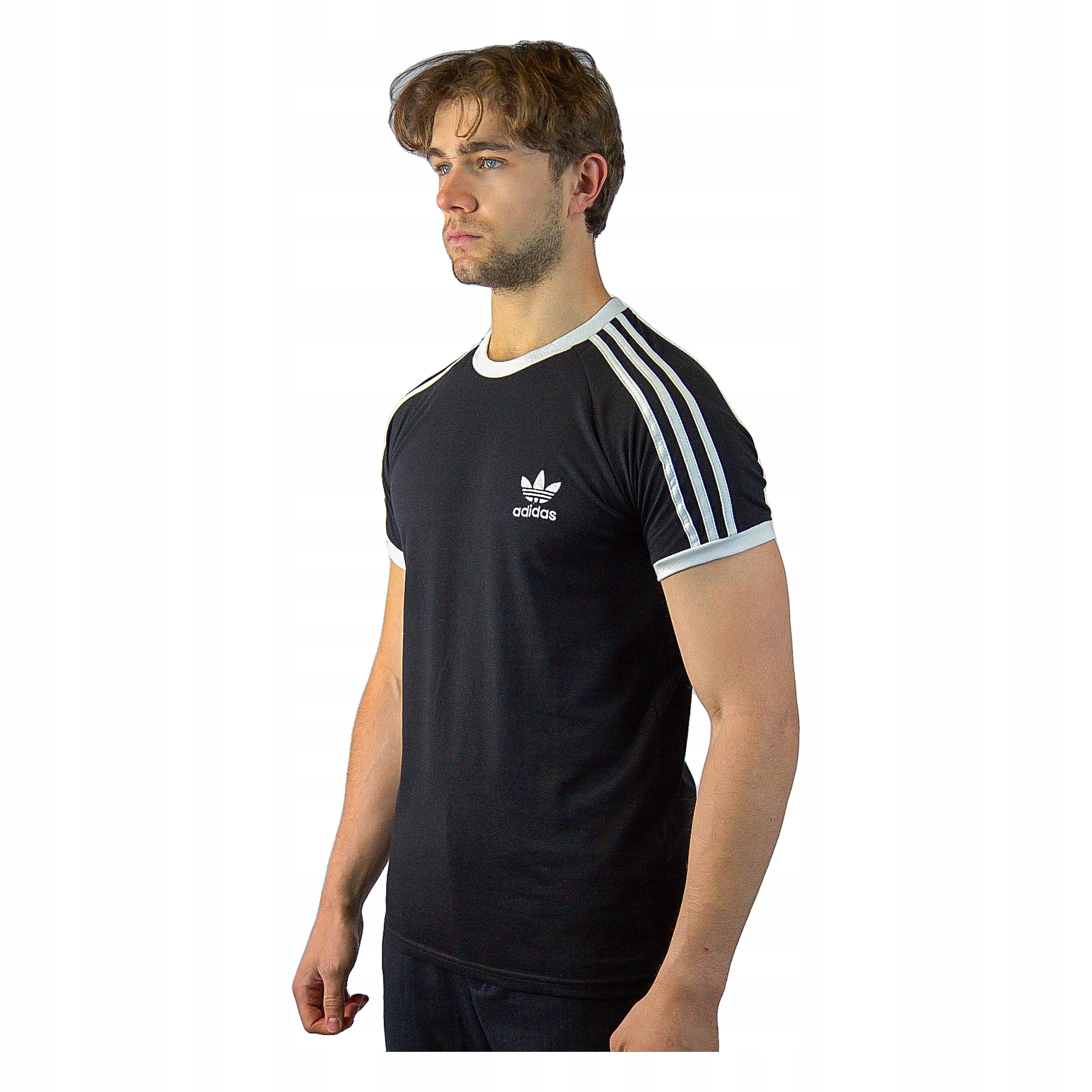 adidas Tričko pánské bavlněné s logem Tričko černé velikost S