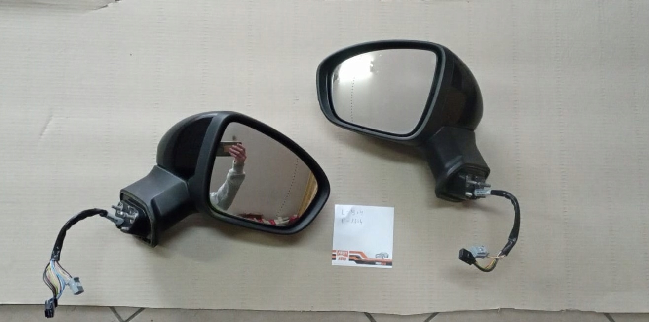 LUSTERKO RENAULT CAPTUR II 20r PRAWE 11+4 PIN LEWE 9+4